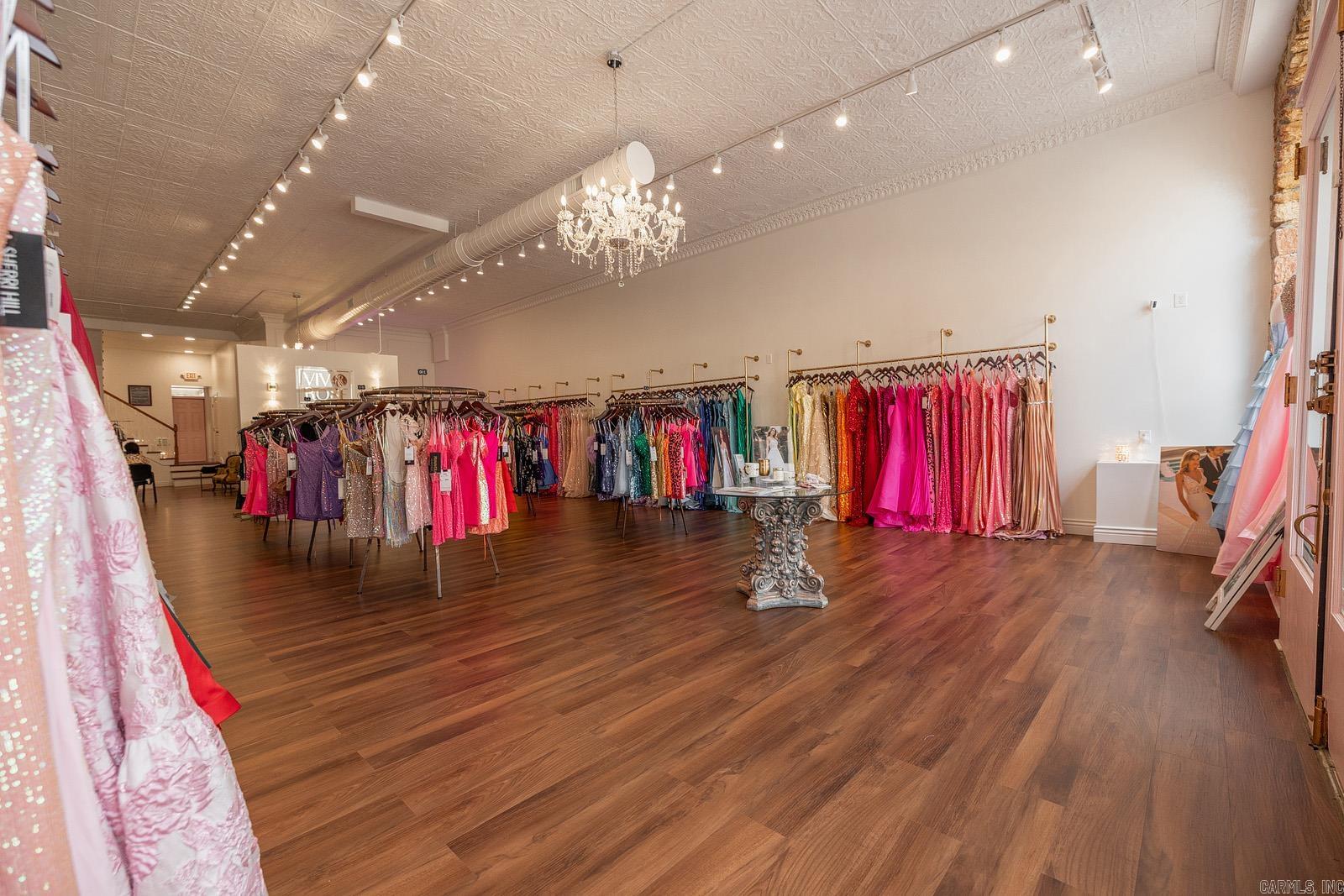 130 W Main  Batesville, AR