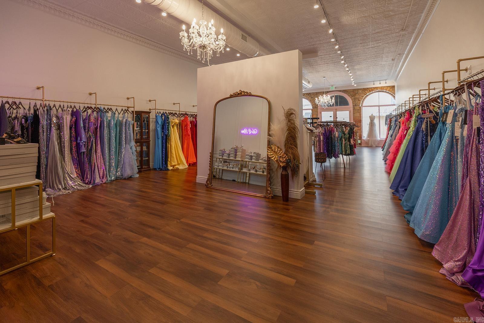 130 W Main  Batesville, AR