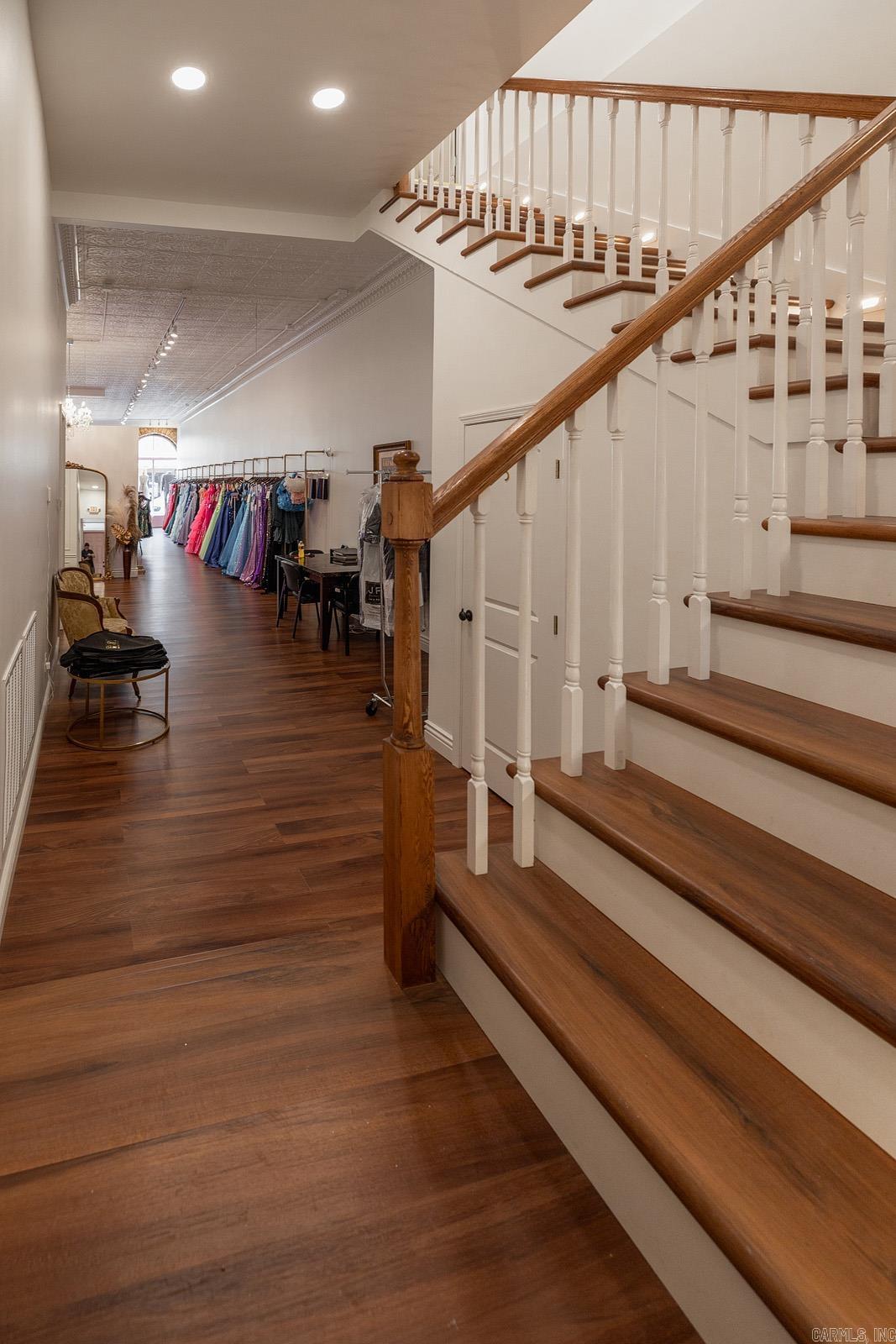 130 W Main  Batesville, AR