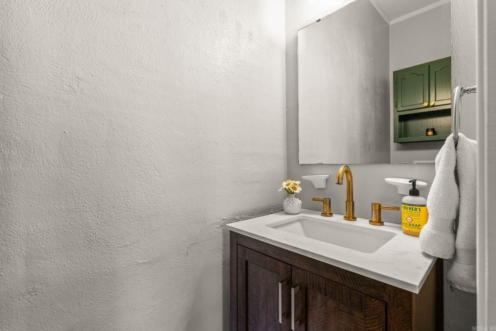 127 W F  North Little Rock, AR