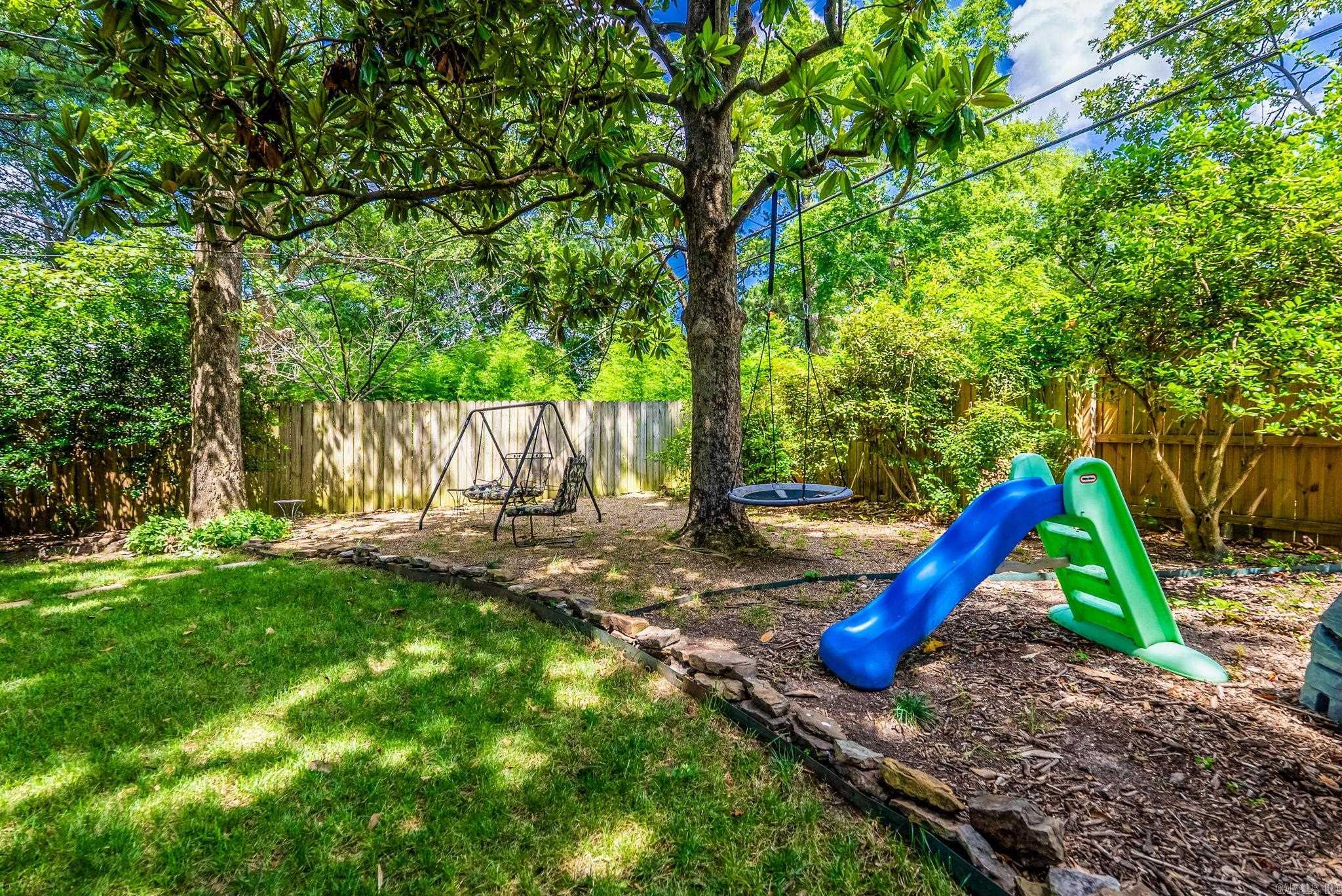 127 W F  North Little Rock, AR