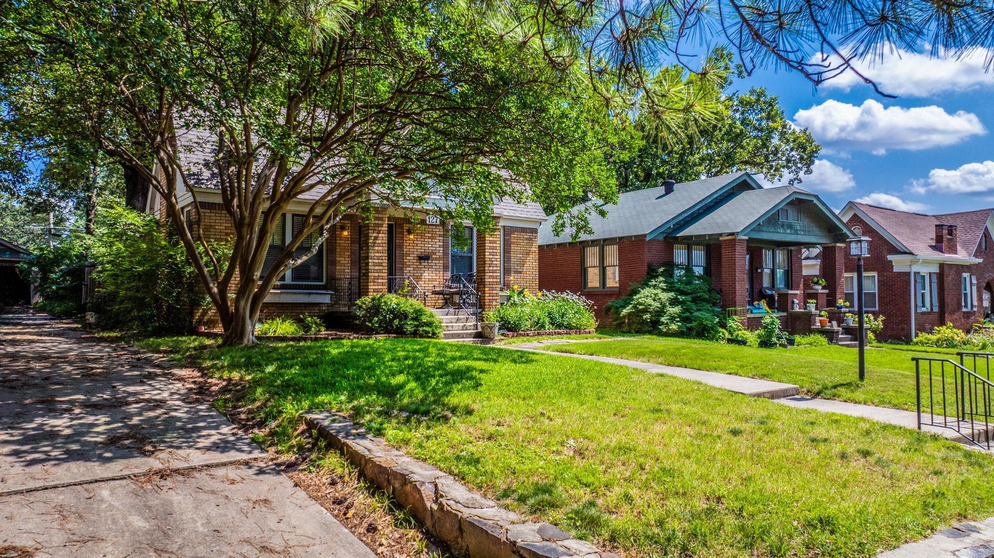 127 W F  North Little Rock, AR