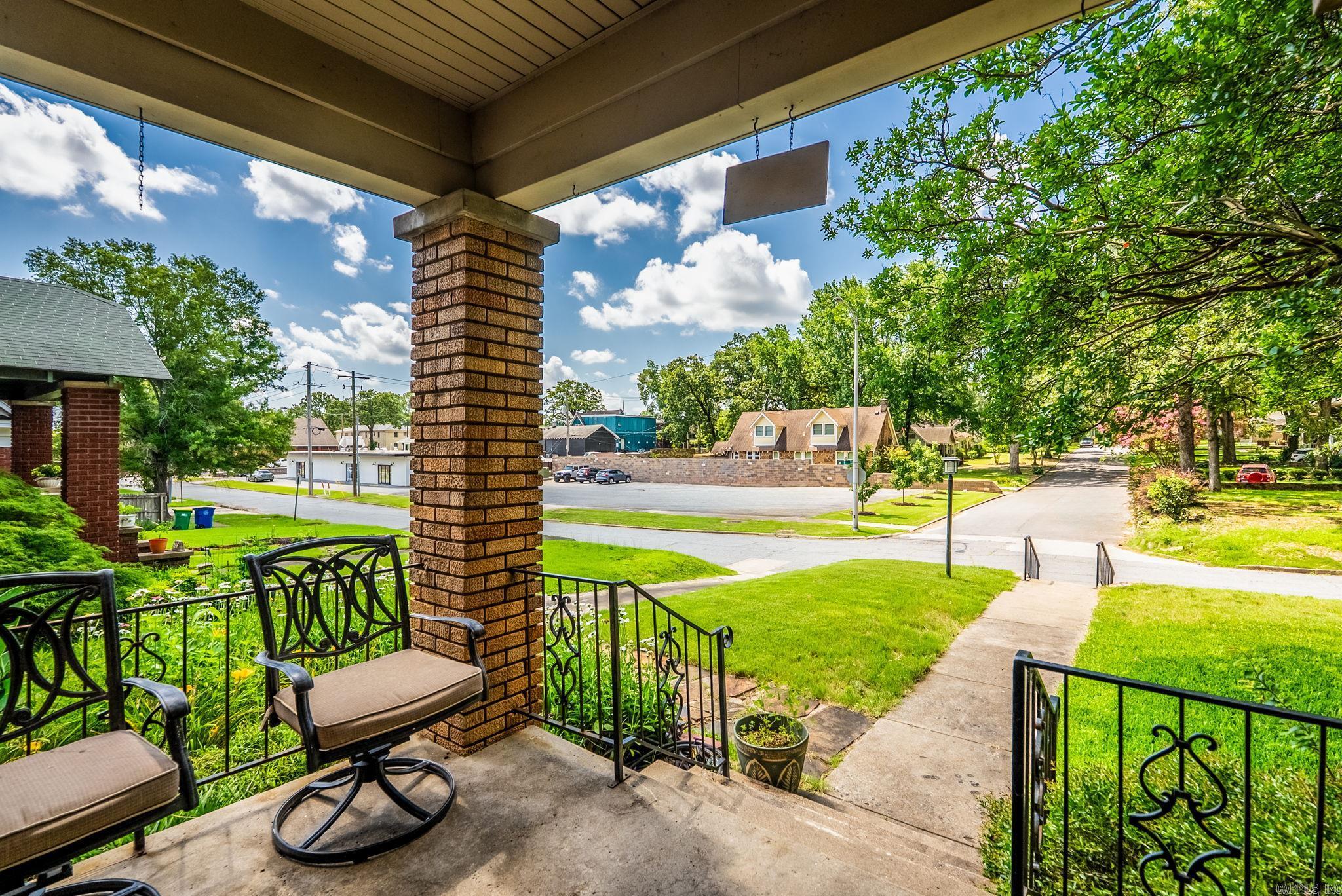 127 W F  North Little Rock, AR