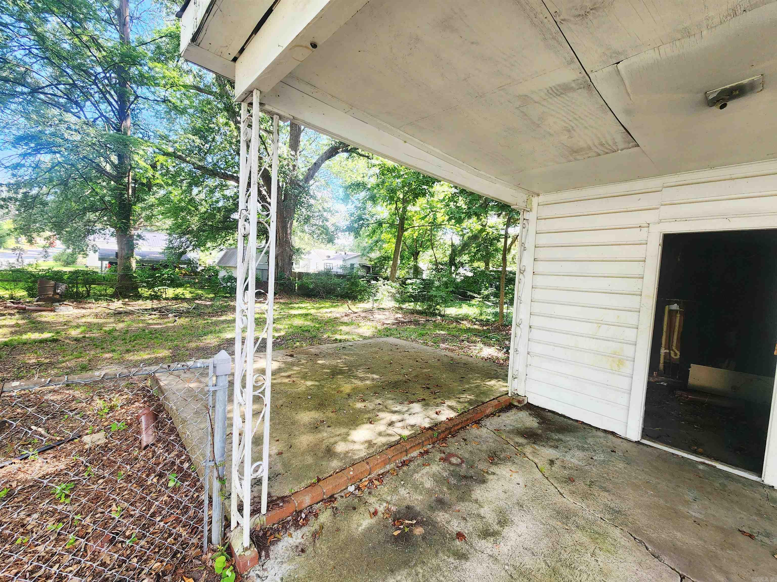 1327 E Sullenberger  Malvern, AR