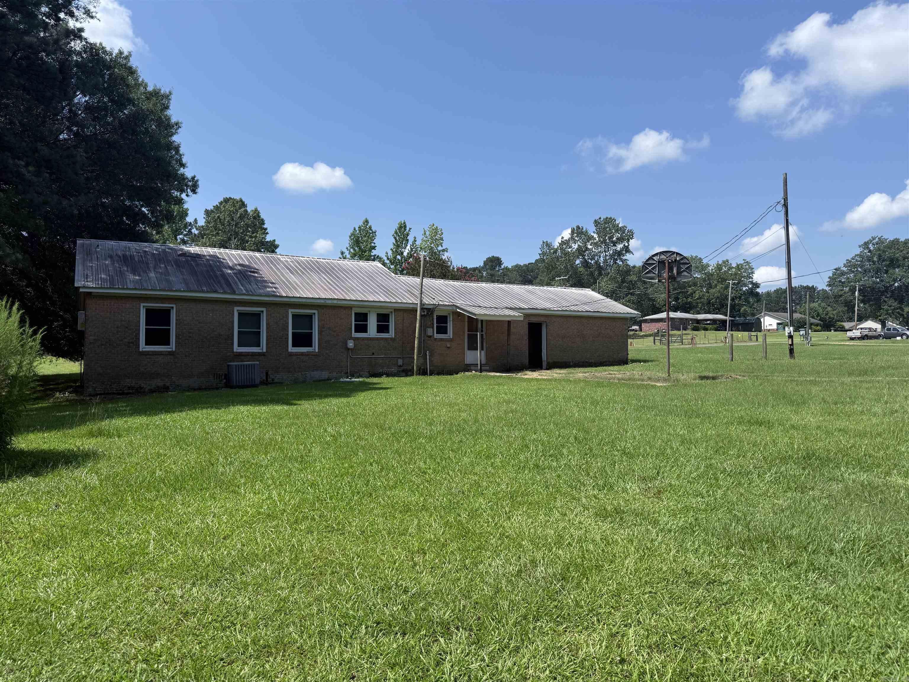 1084 Nick Springs Rd  El Dorado, AR