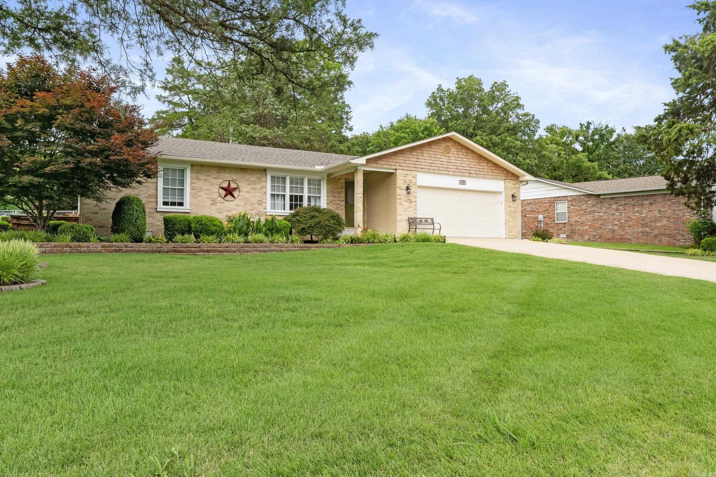 209 S Kingswood Drive  Mountain Home, AR
