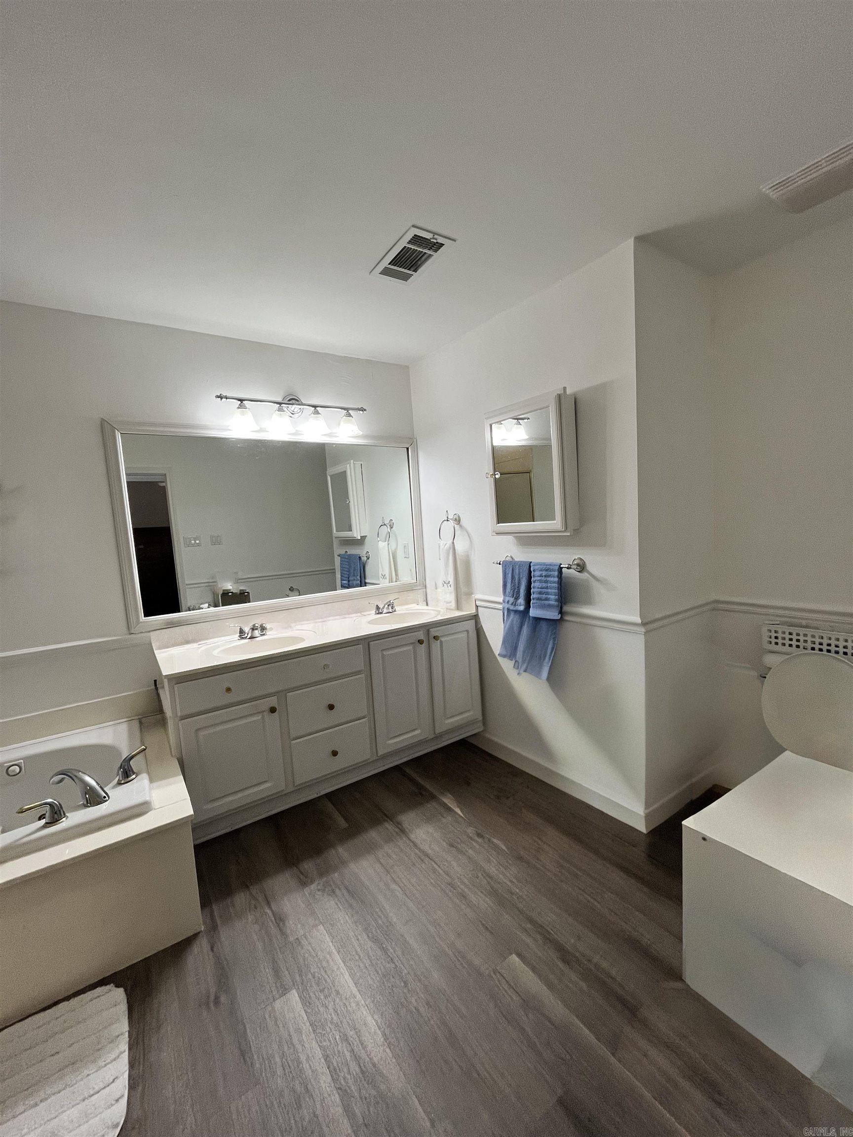 1 Zircon Drive  Maumelle, AR