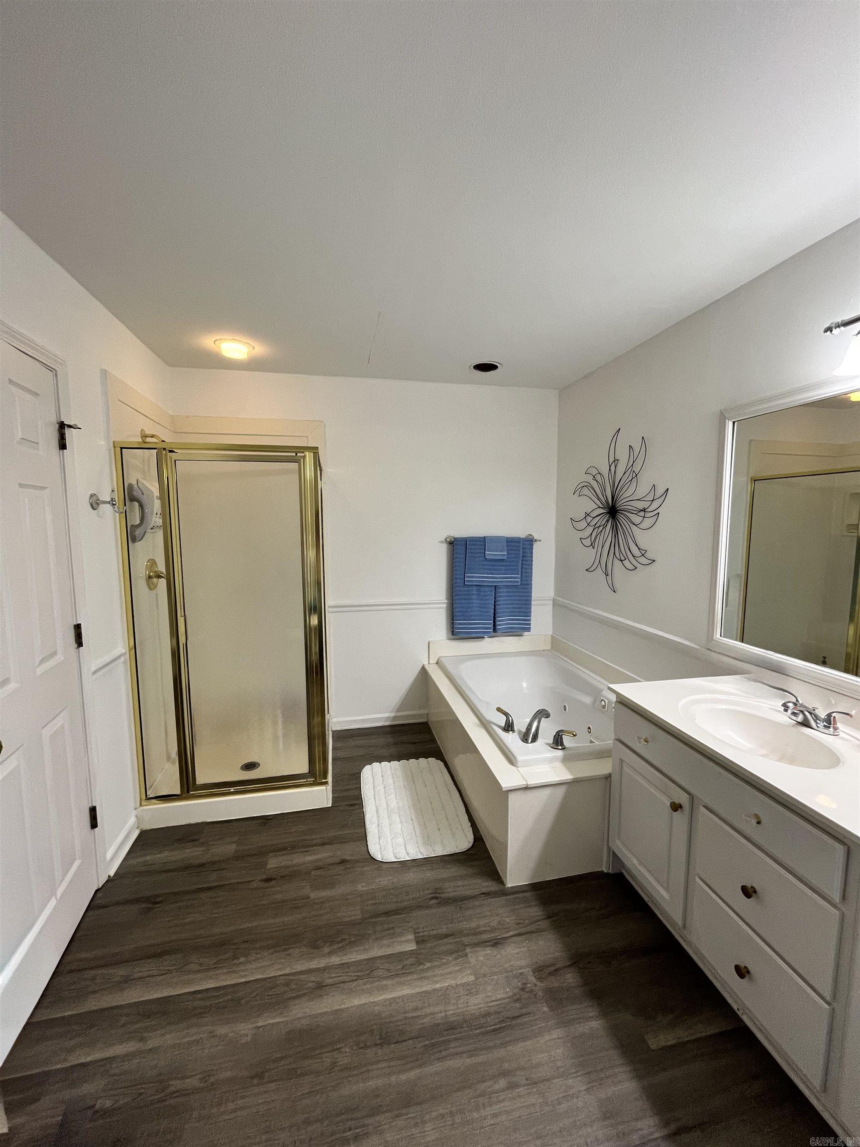 1 Zircon Drive  Maumelle, AR