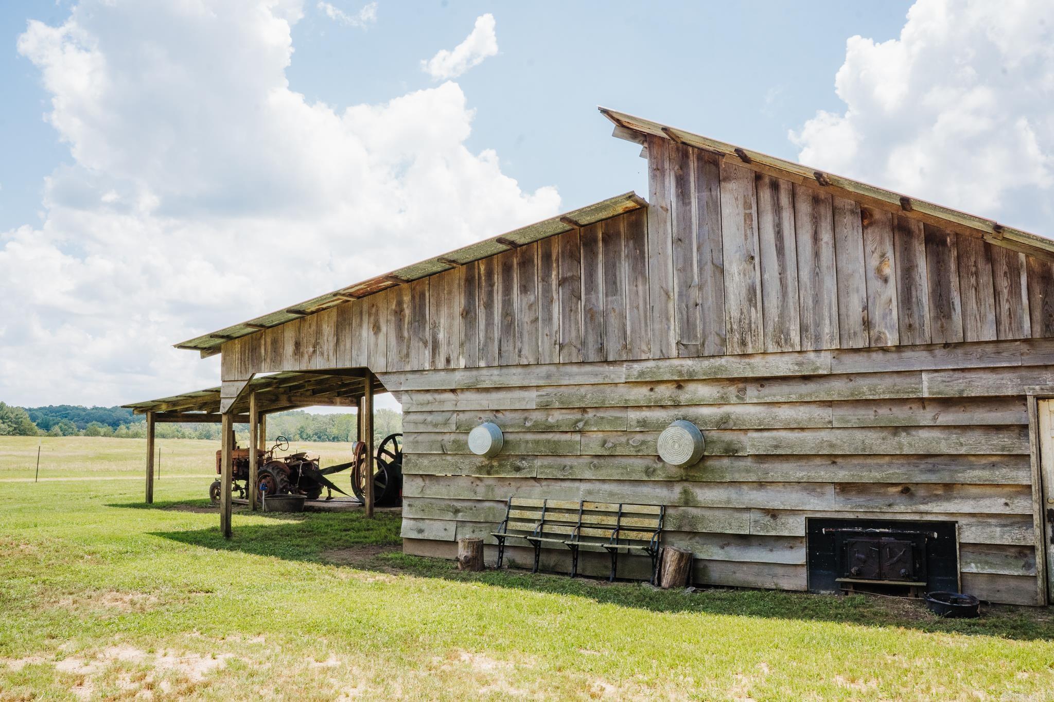13708 W 95  Cleveland, AR
