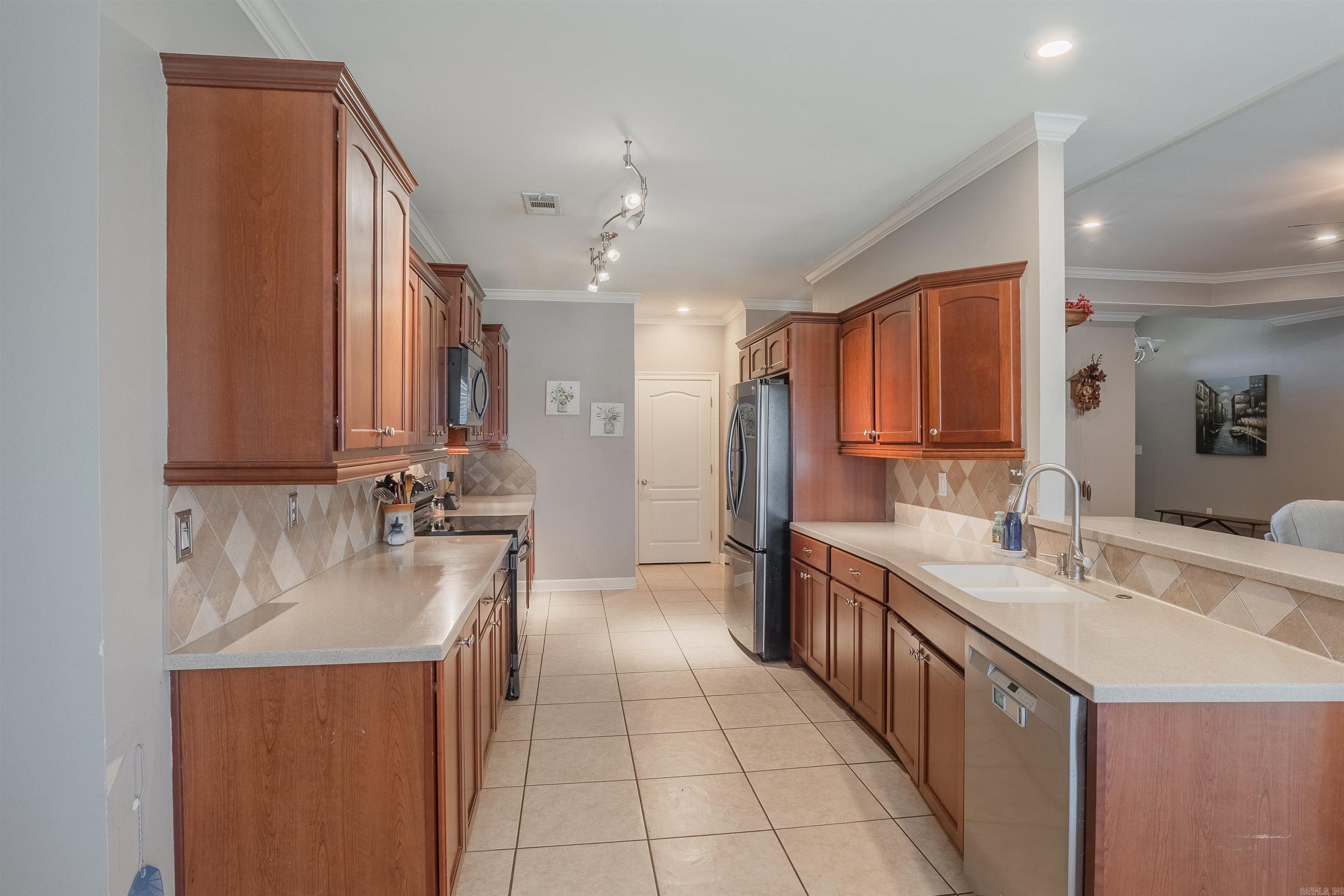 2351 Lakeshore Lane  Cabot, AR