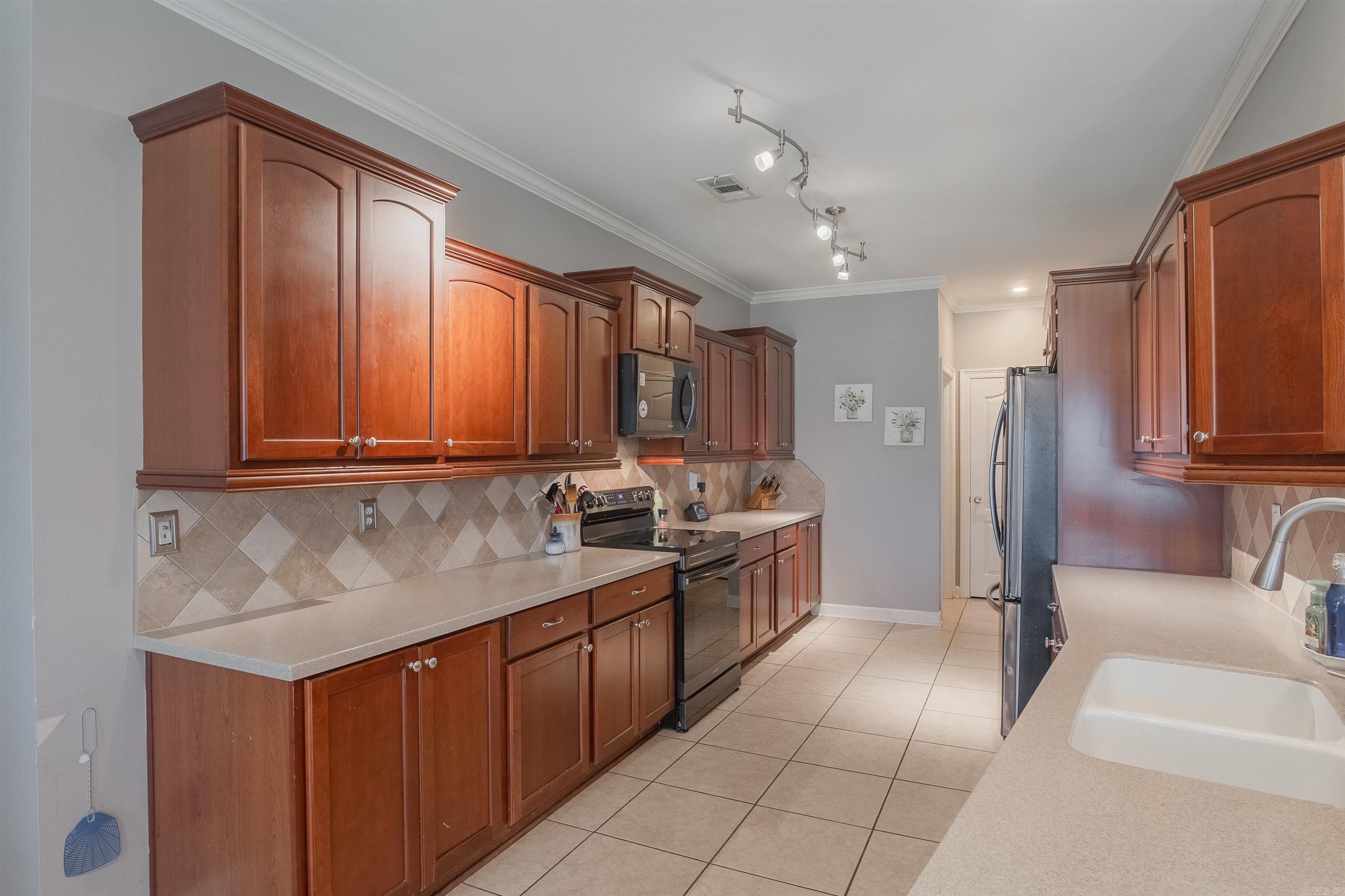 2351 Lakeshore Lane  Cabot, AR