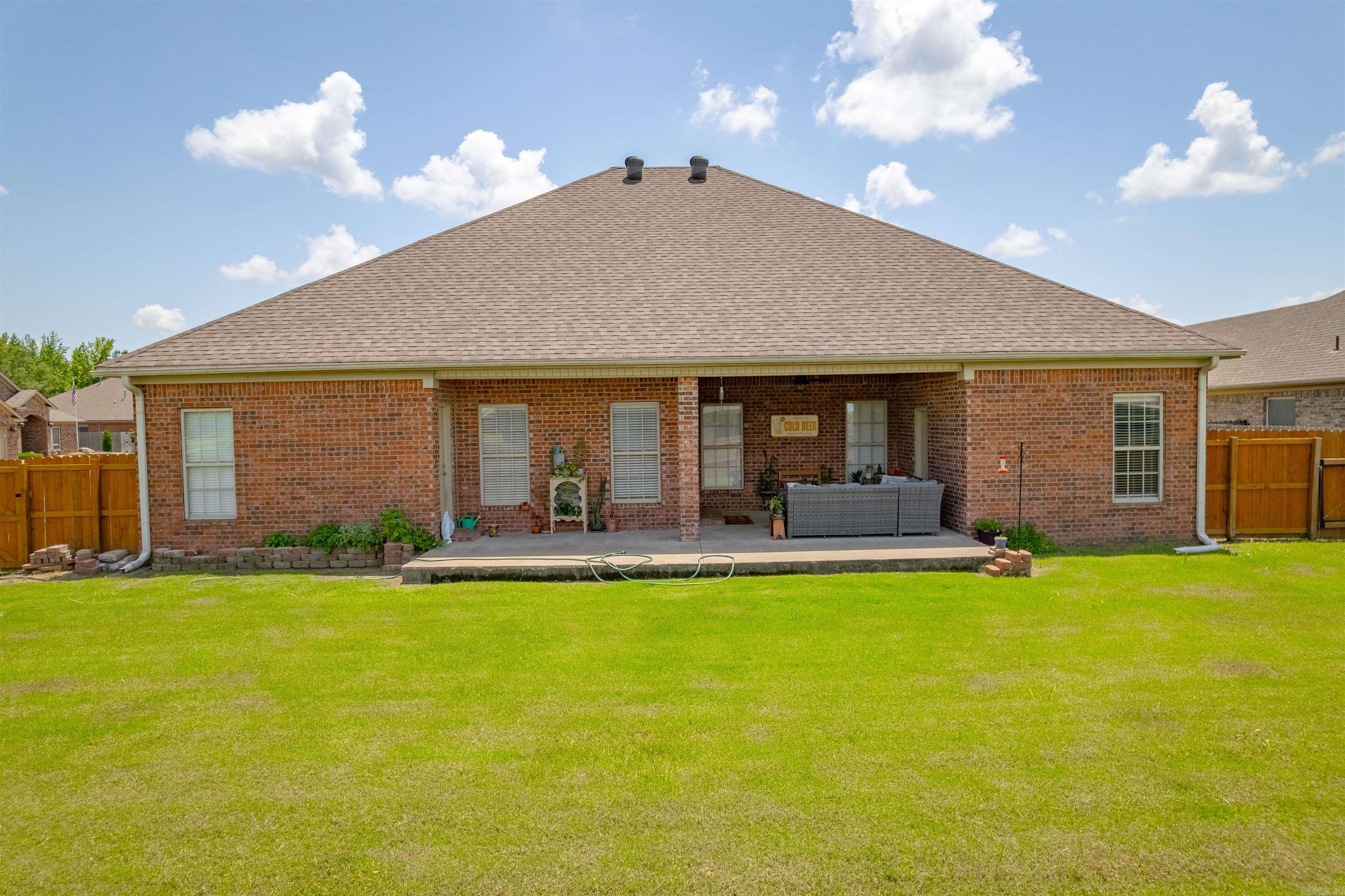 2351 Lakeshore Lane  Cabot, AR