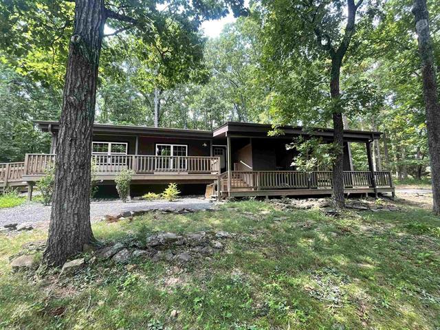 106  Oak Park Lane  Fairfield Bay, AR