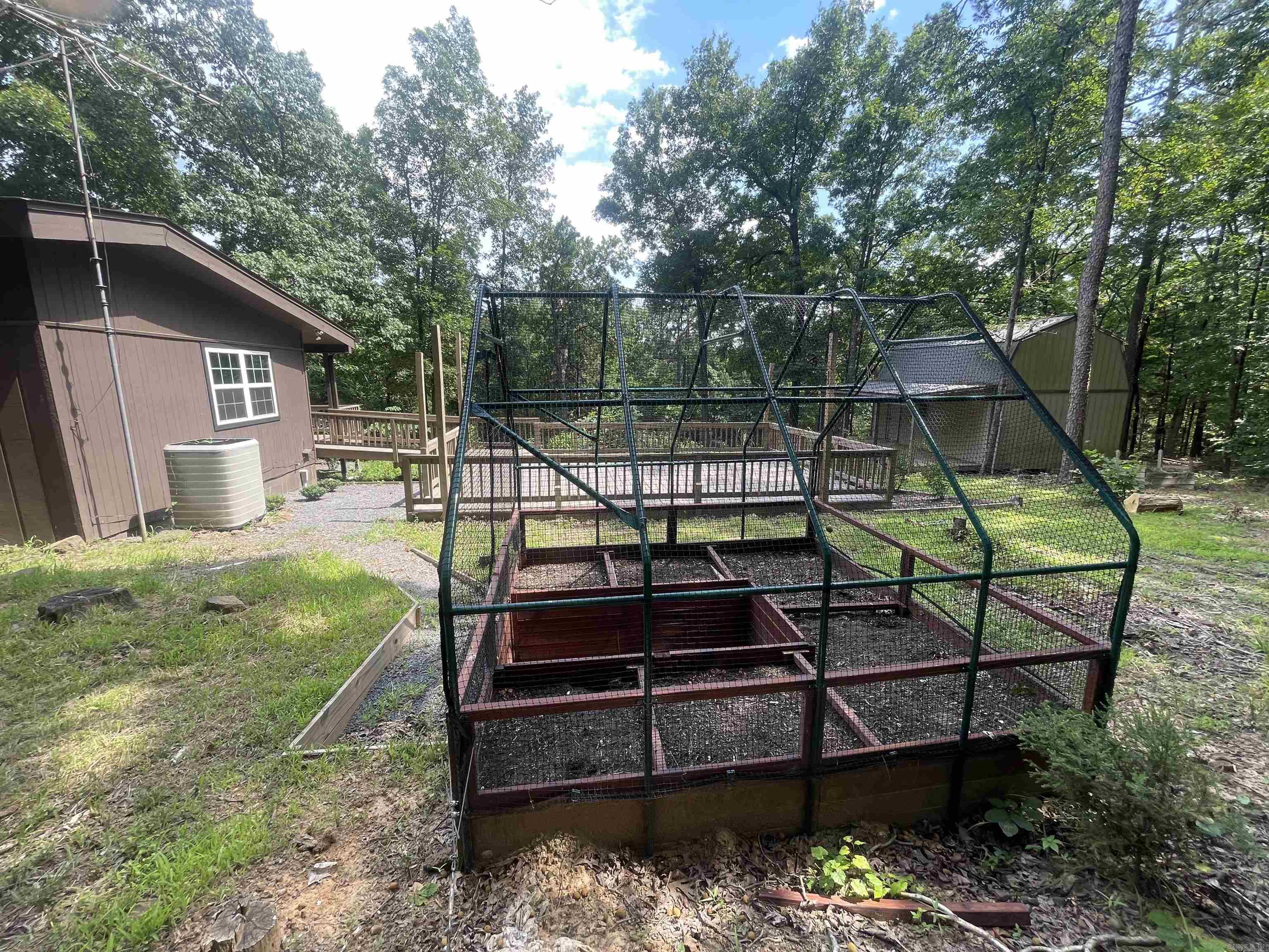 106 Oak Park Lane  Fairfield Bay, AR