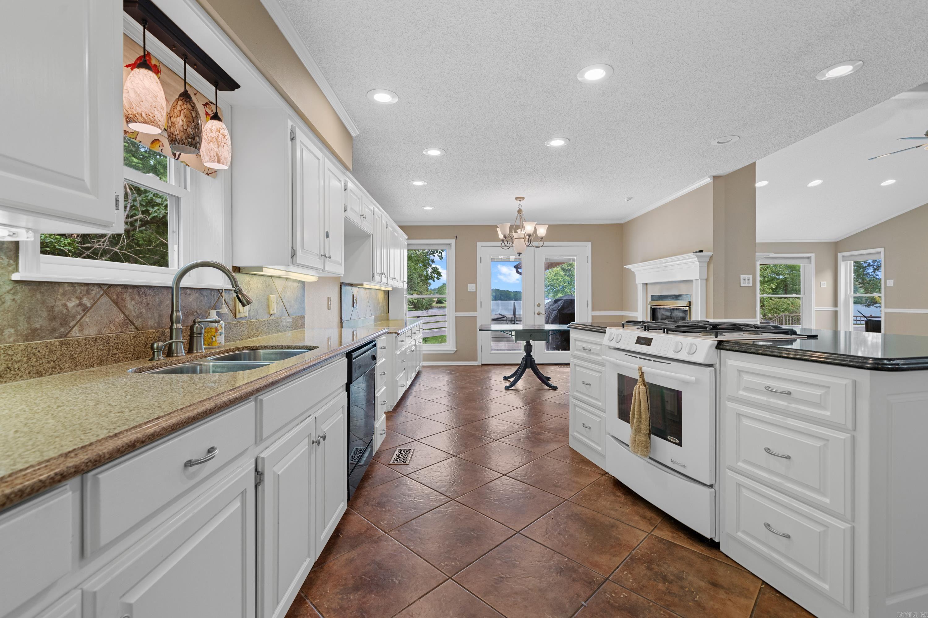 127 Hamilton Gate  Hot Springs, AR