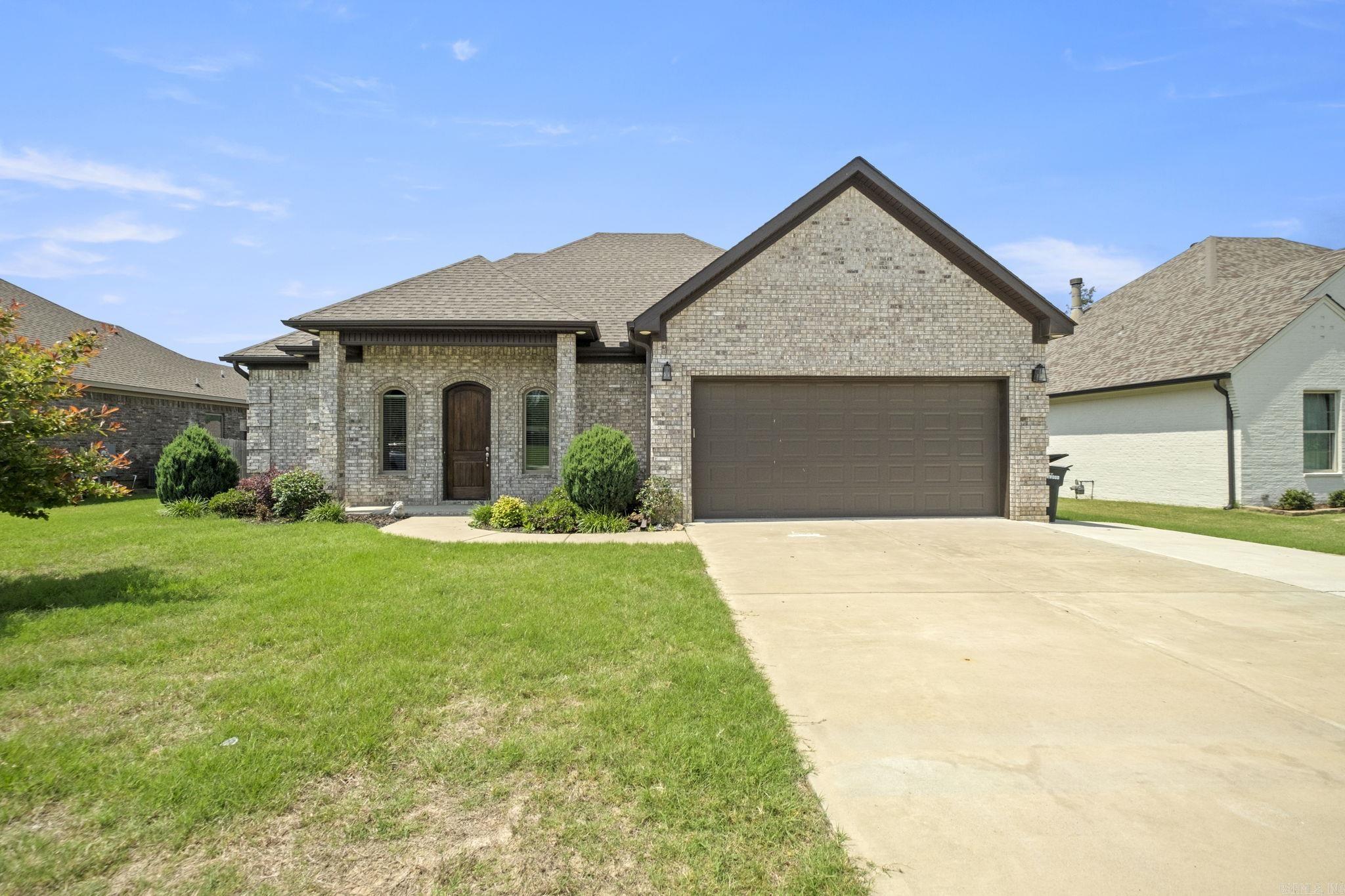 9541 Oak Forest Lane