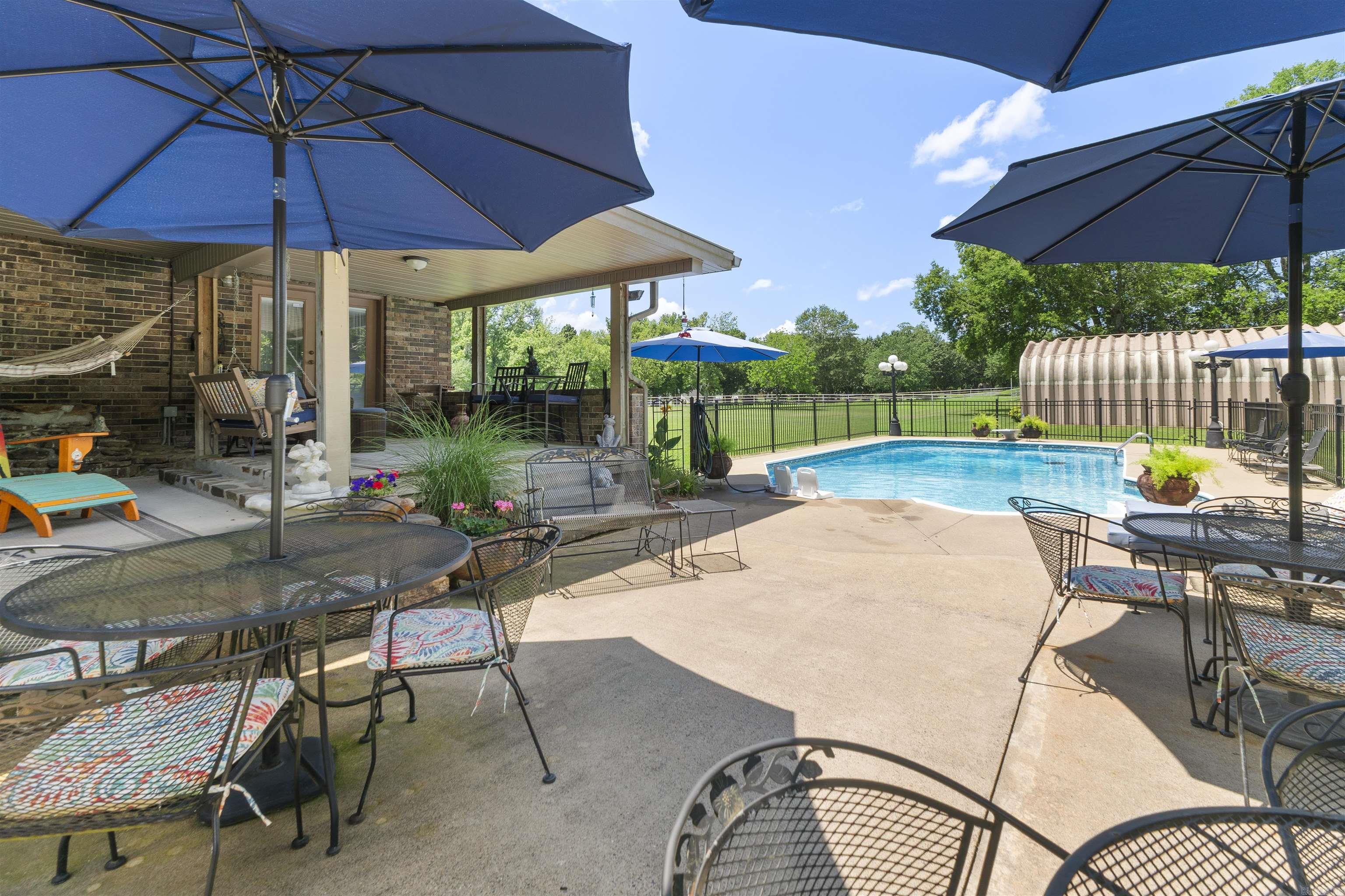 840 River  Benton, AR