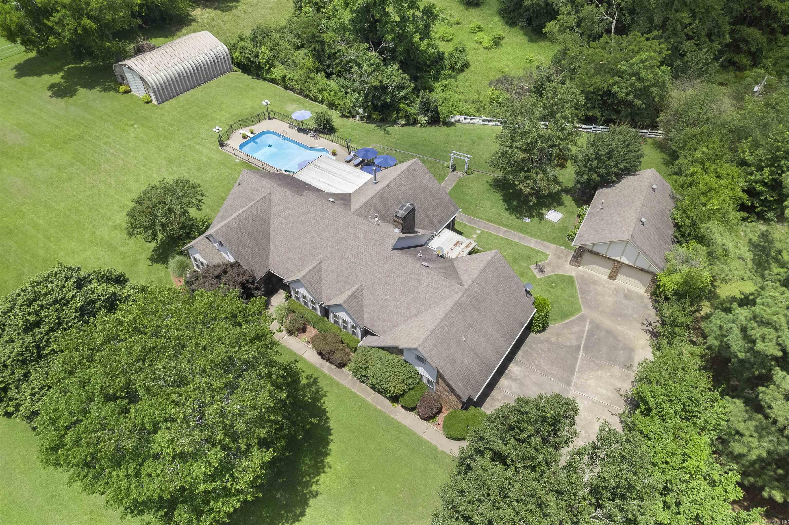 840 River  Benton, AR