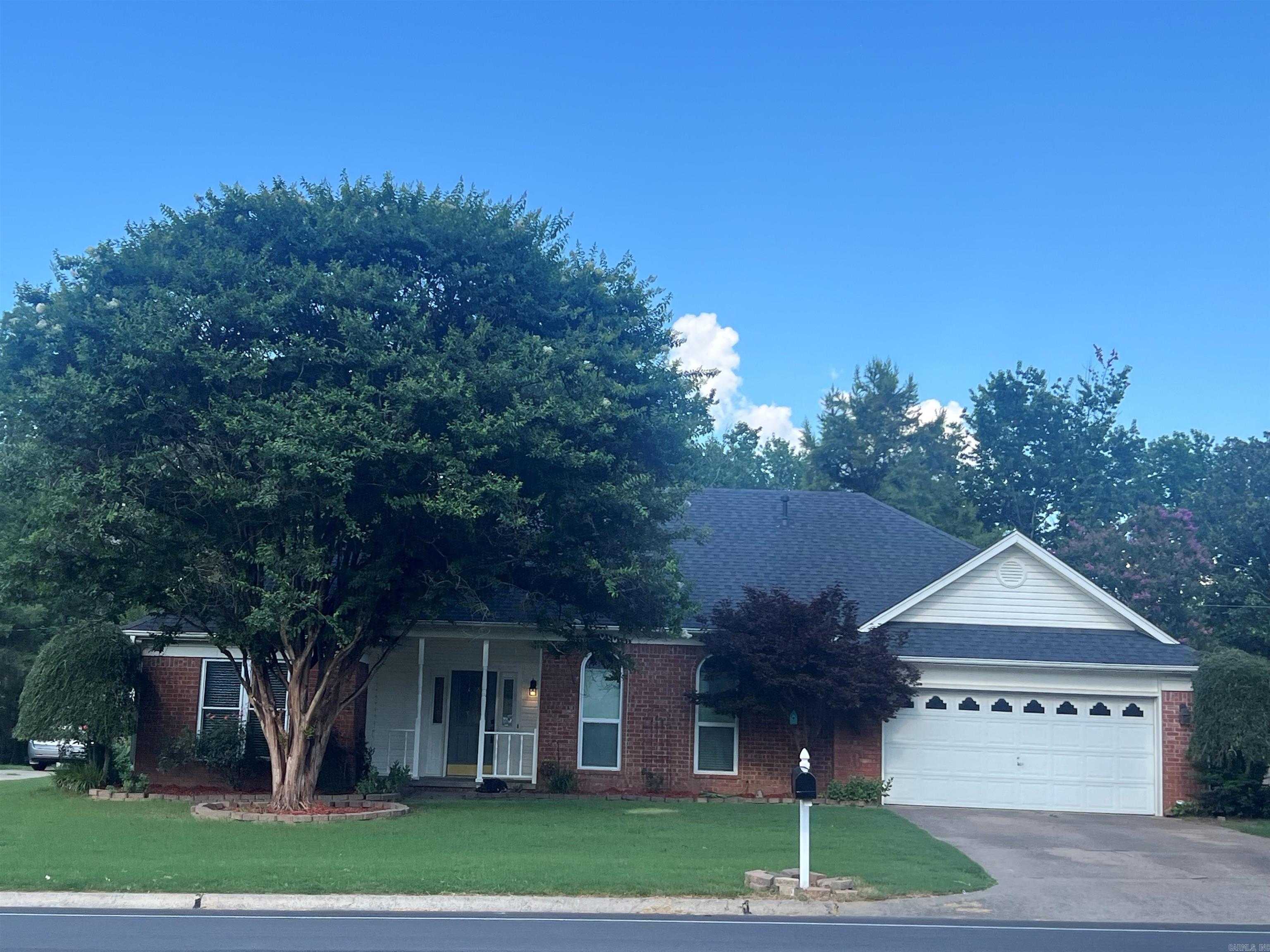 28 Oakbrooke Drive