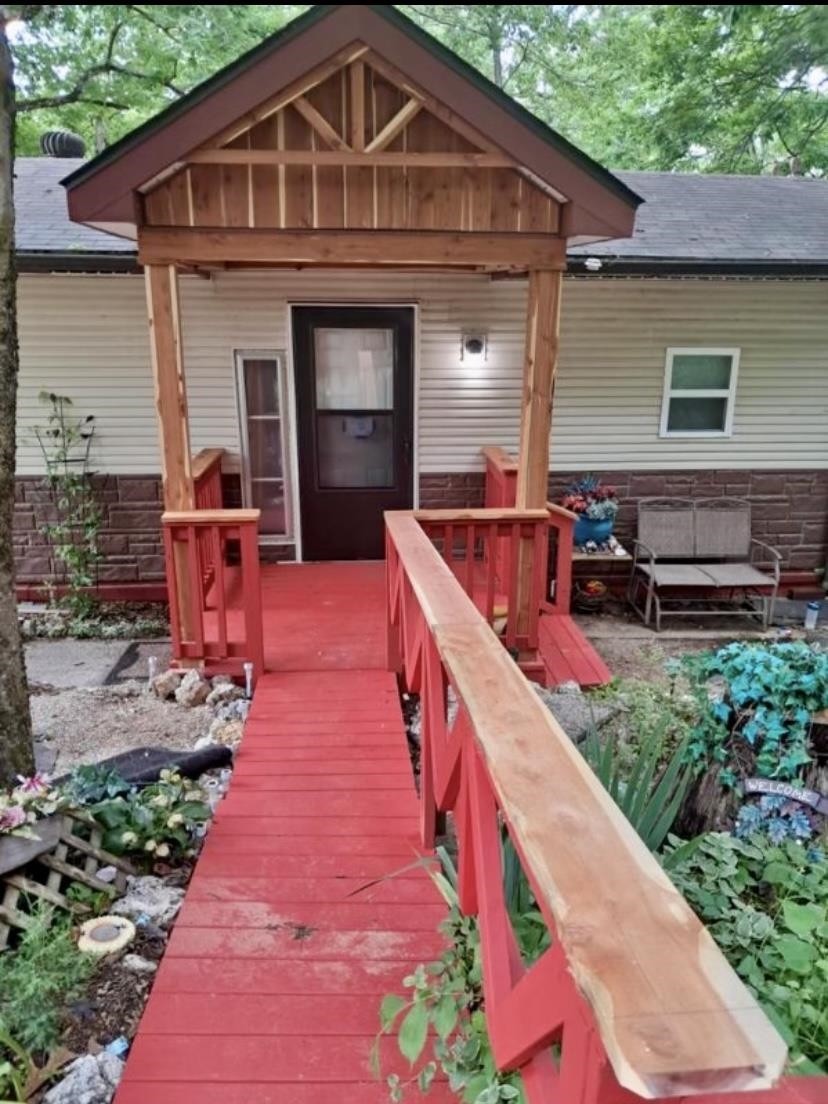 43 E Lakeshore  Highland, AR