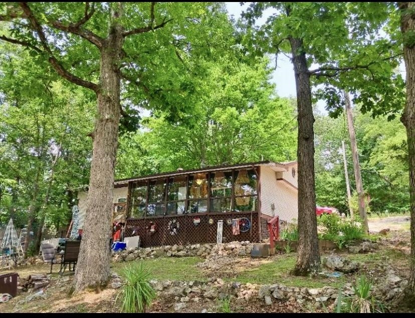 43 E Lakeshore  Highland, AR