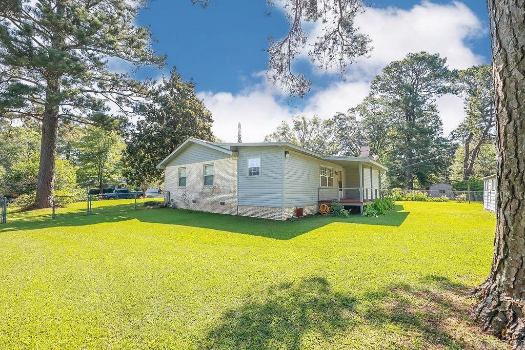 411 Robin Rd  El Dorado, AR