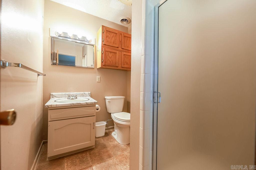411 Robin Rd  El Dorado, AR