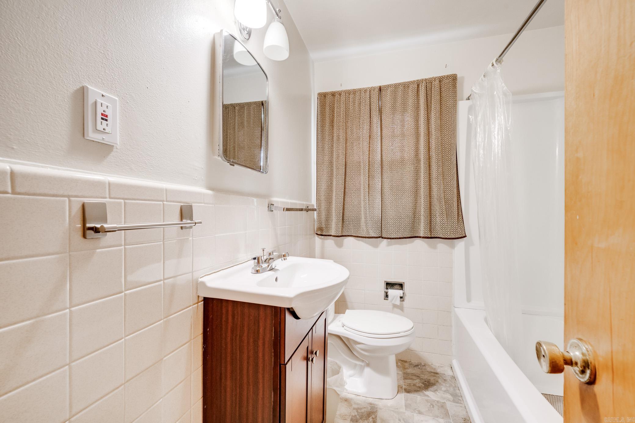 5208 W 24th  Little Rock, AR