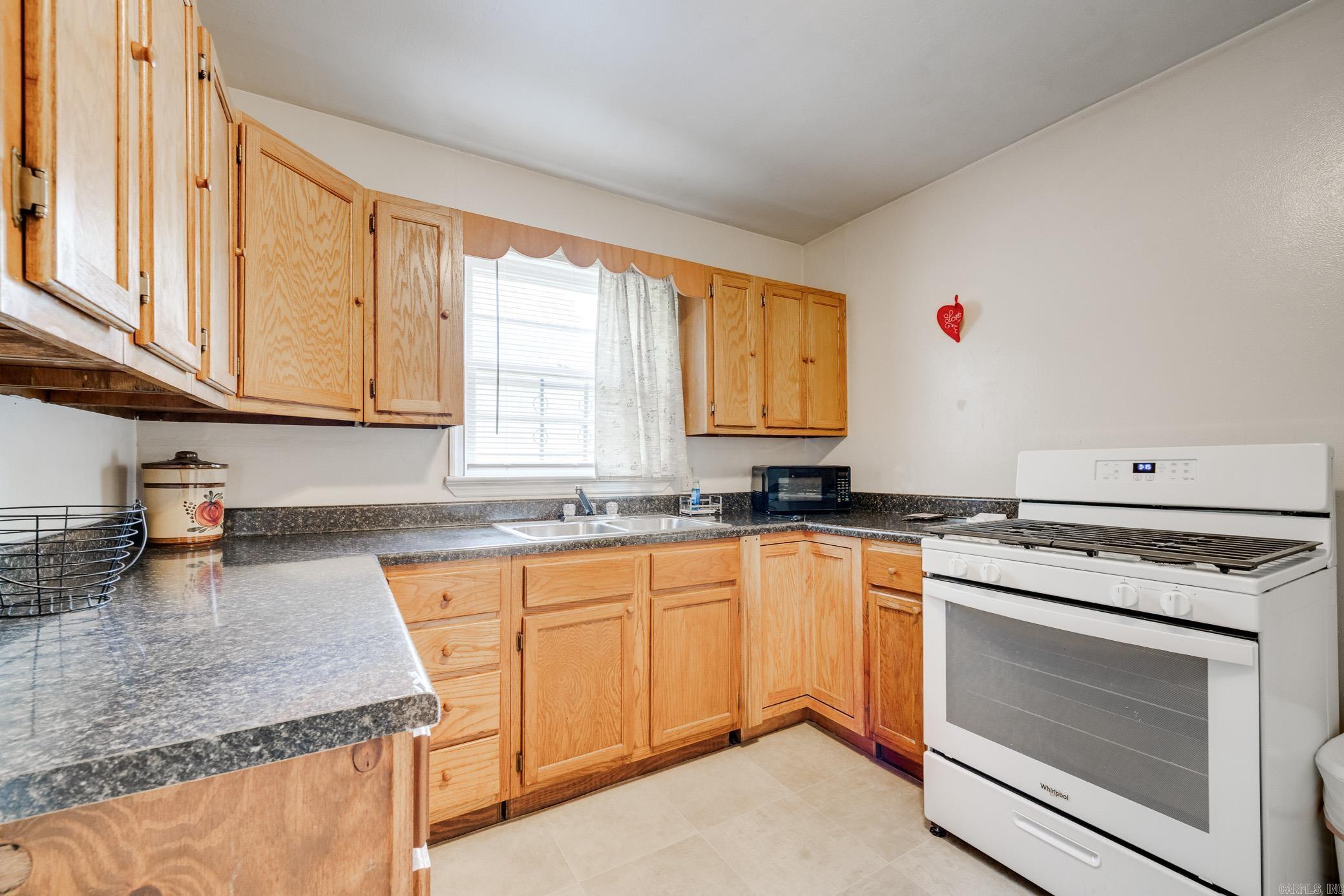 5208 W 24th  Little Rock, AR