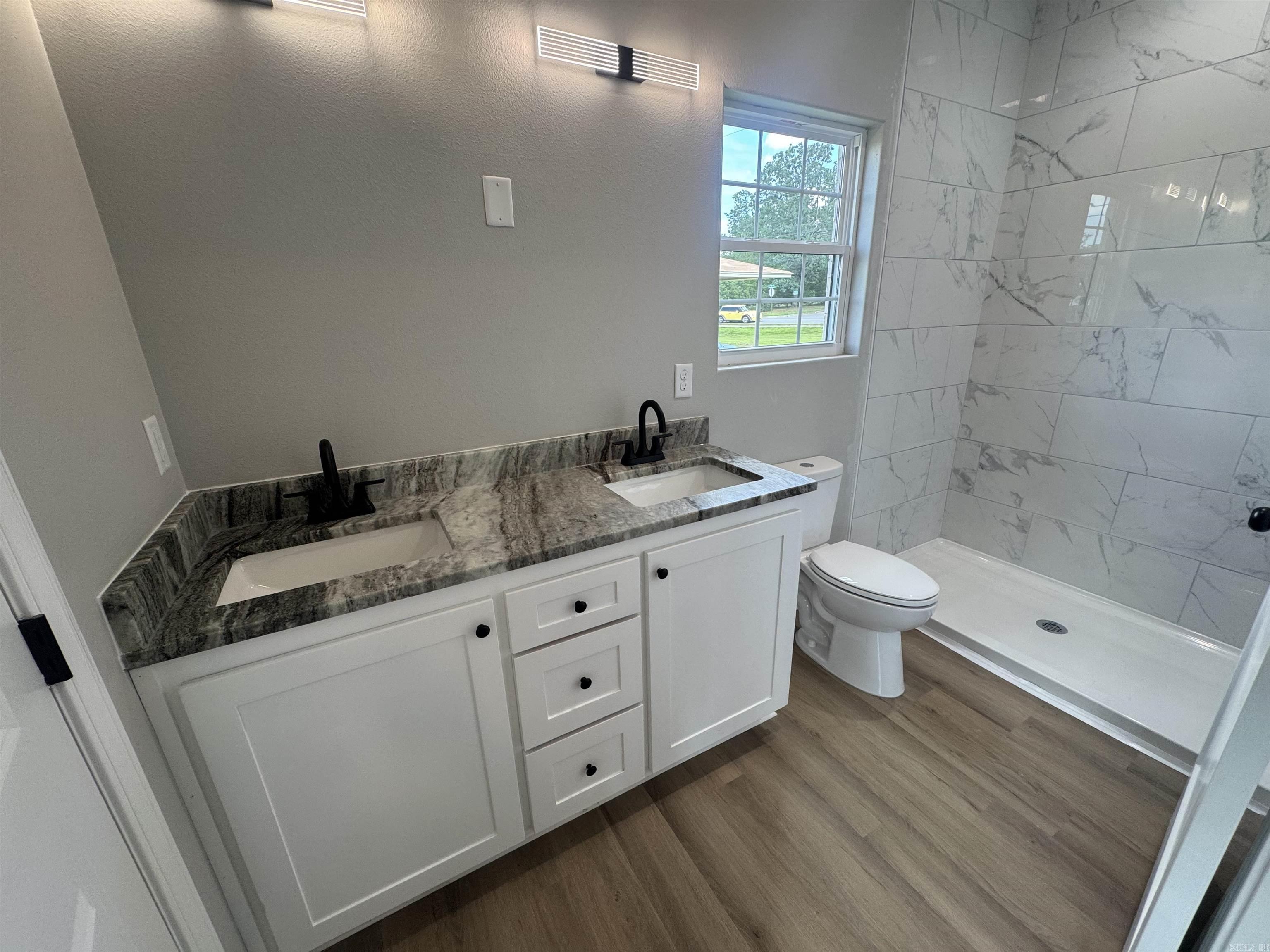 207 W military Road North Little Rock, AR 72118