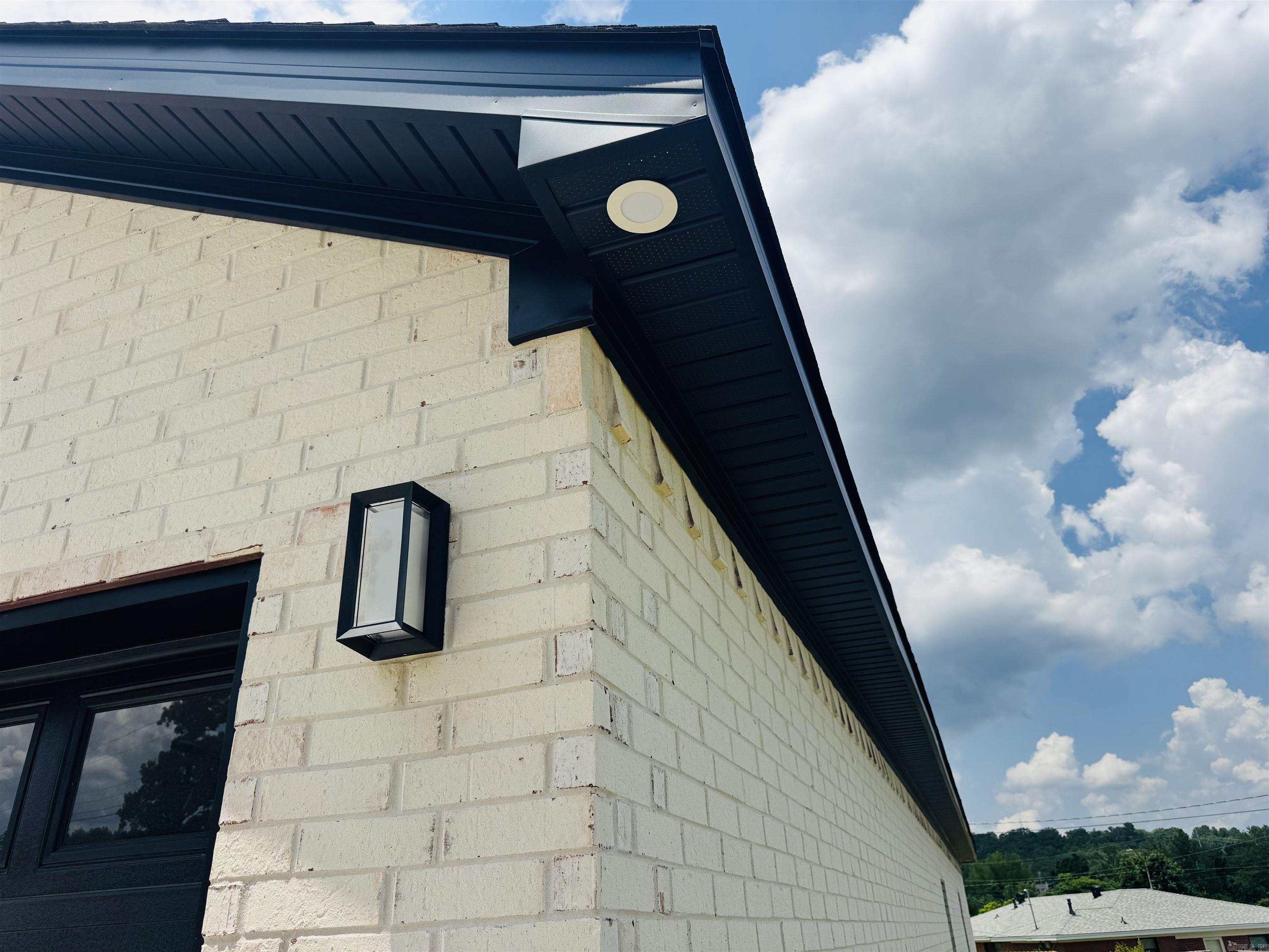 207 W military  North Little Rock, AR