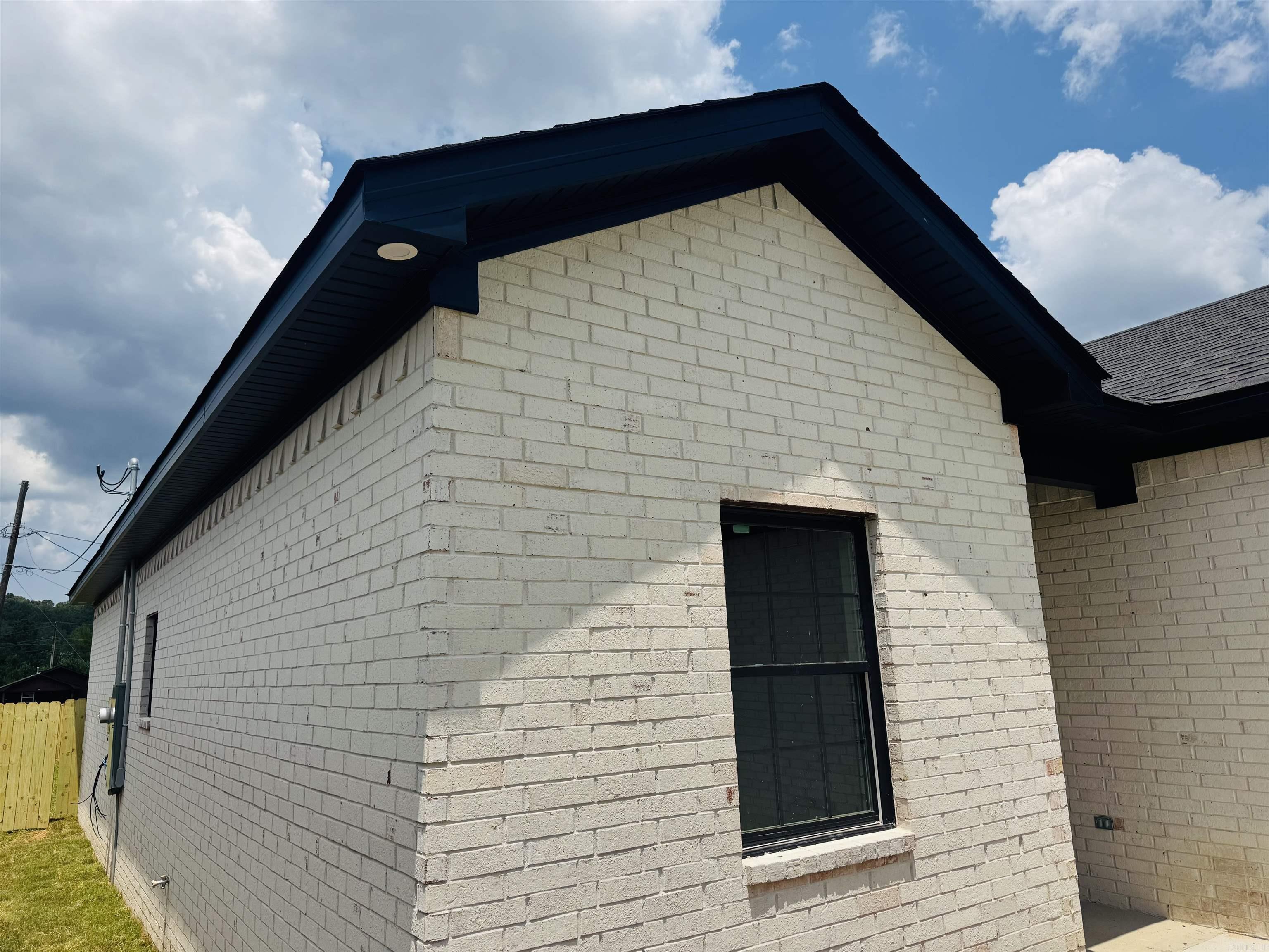 207 W military  North Little Rock, AR