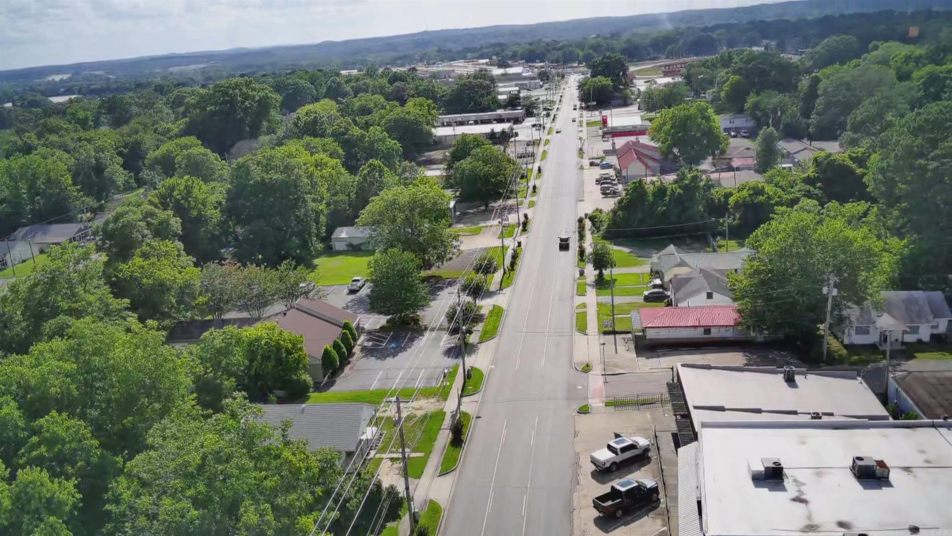 806 W South  Benton, AR