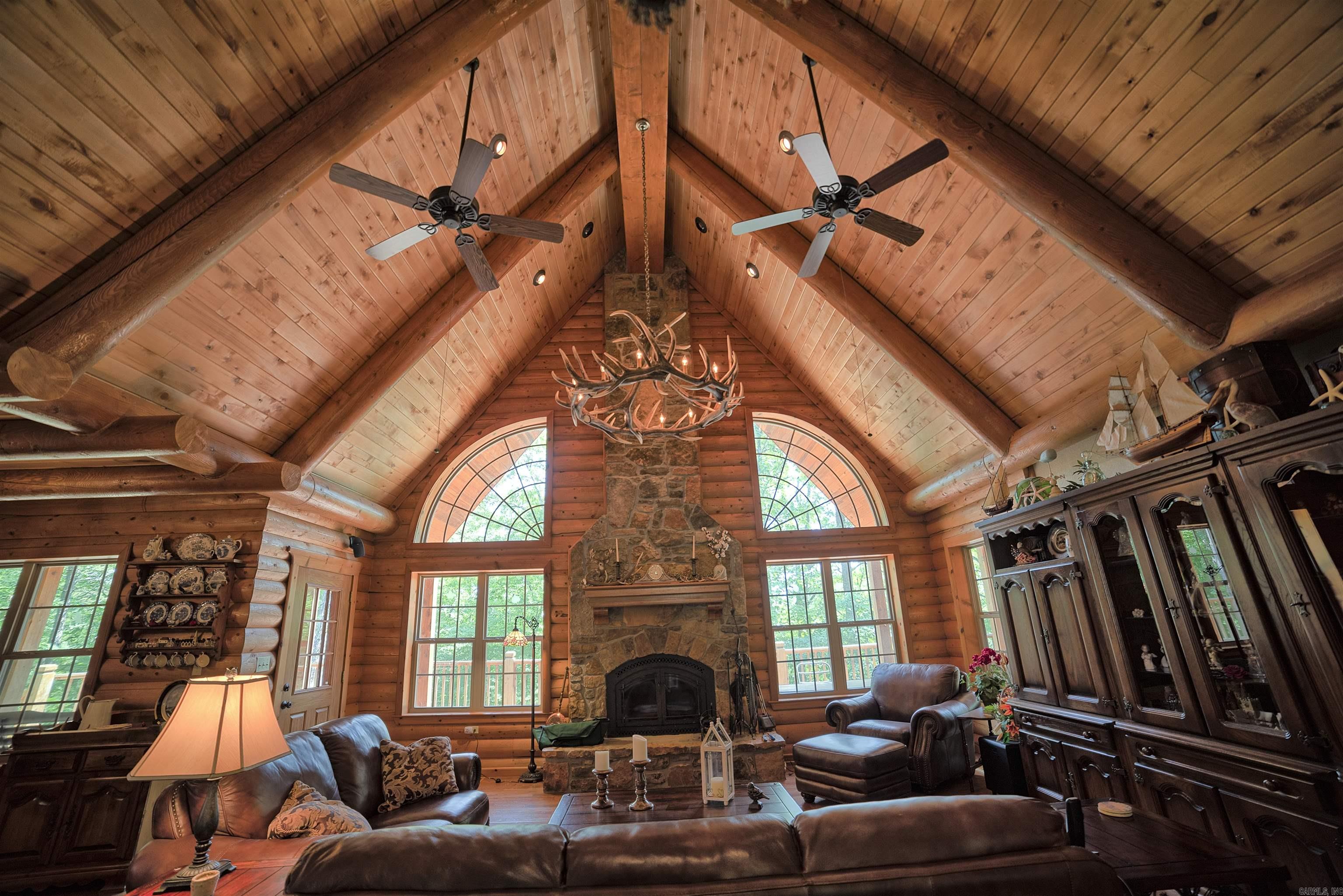 433 NC 8551  Deer, AR