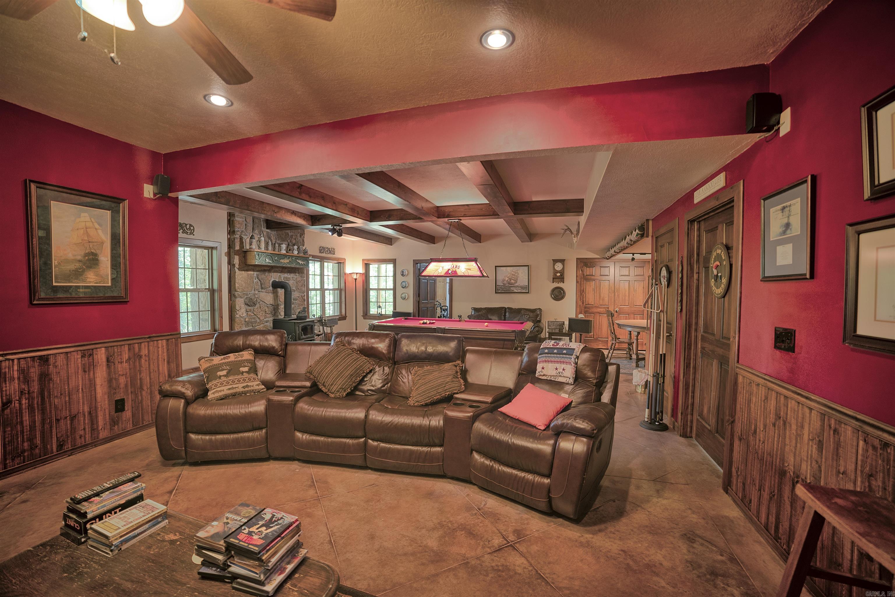 433 NC 8551  Deer, AR