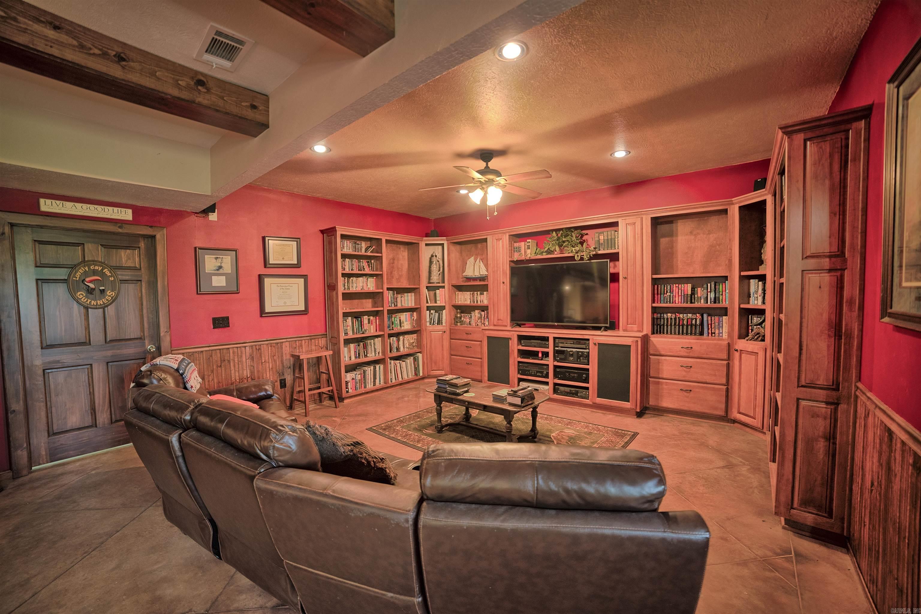 433 NC 8551  Deer, AR