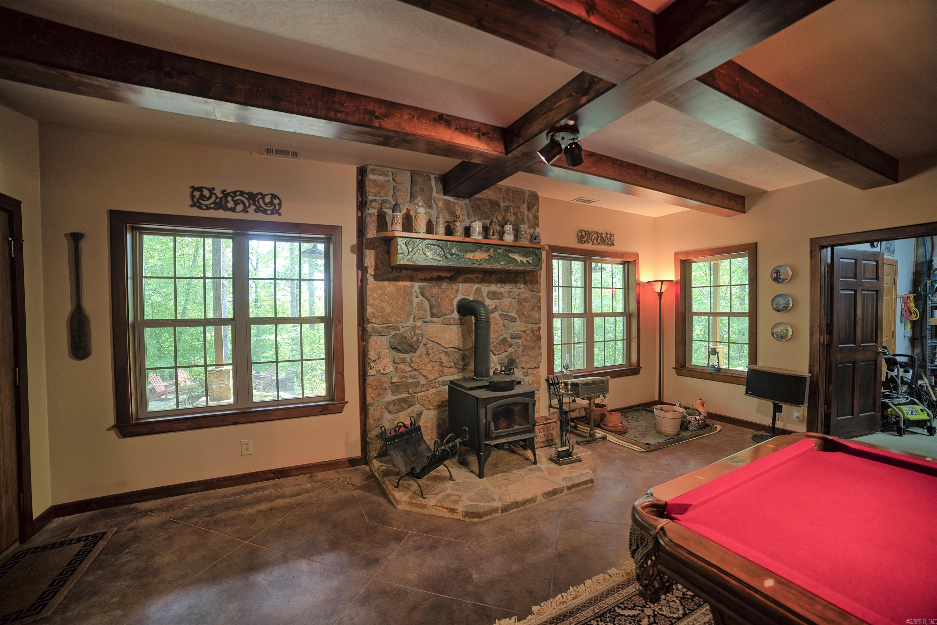 433 NC 8551  Deer, AR