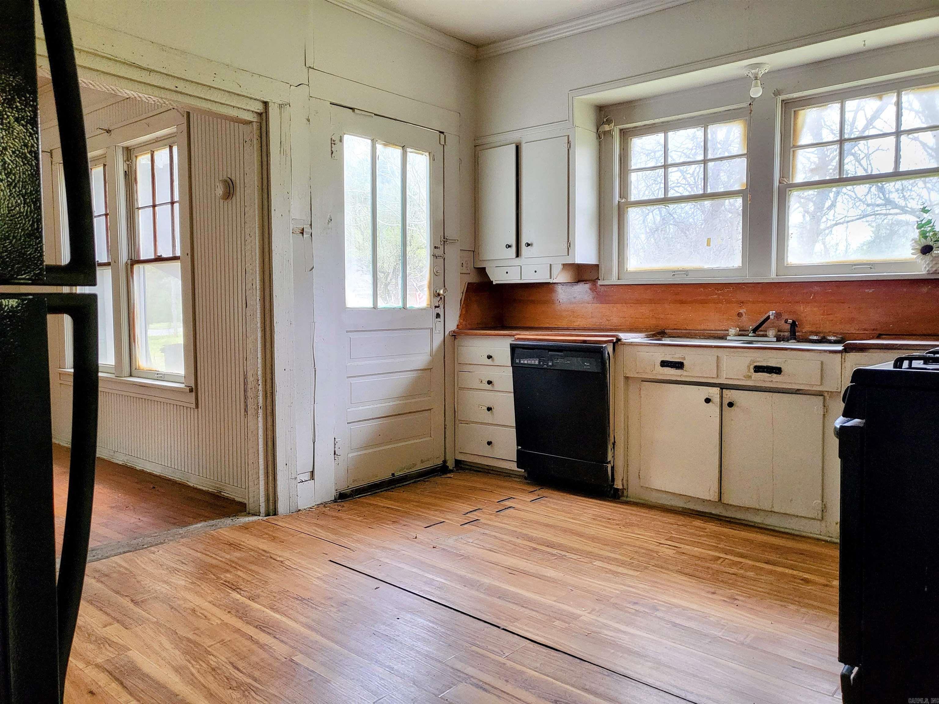 317 E Elm 755 Ash and 388 W. Elm Prescott, AR