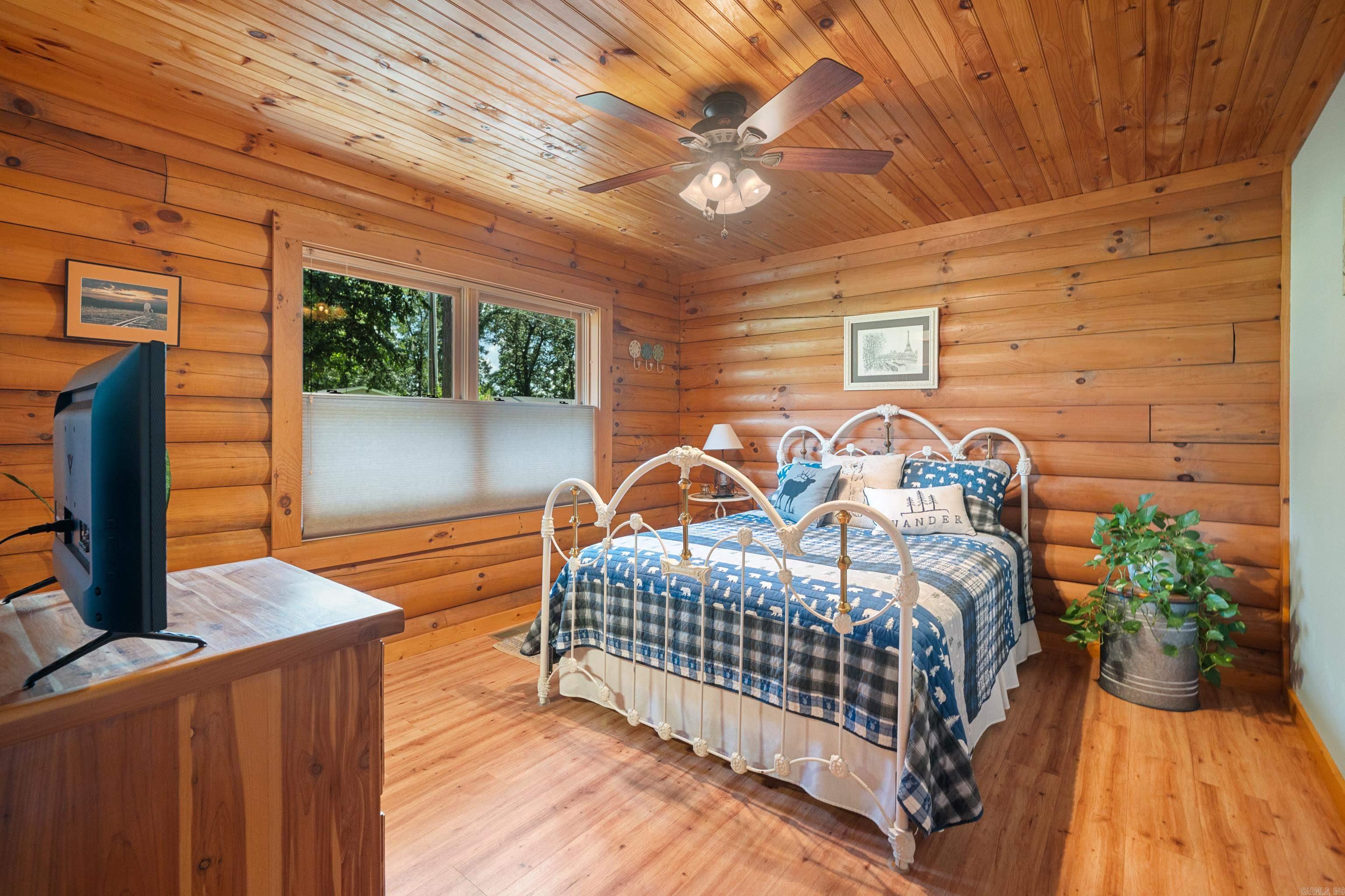 125 Luek Ln  Hot Springs, AR
