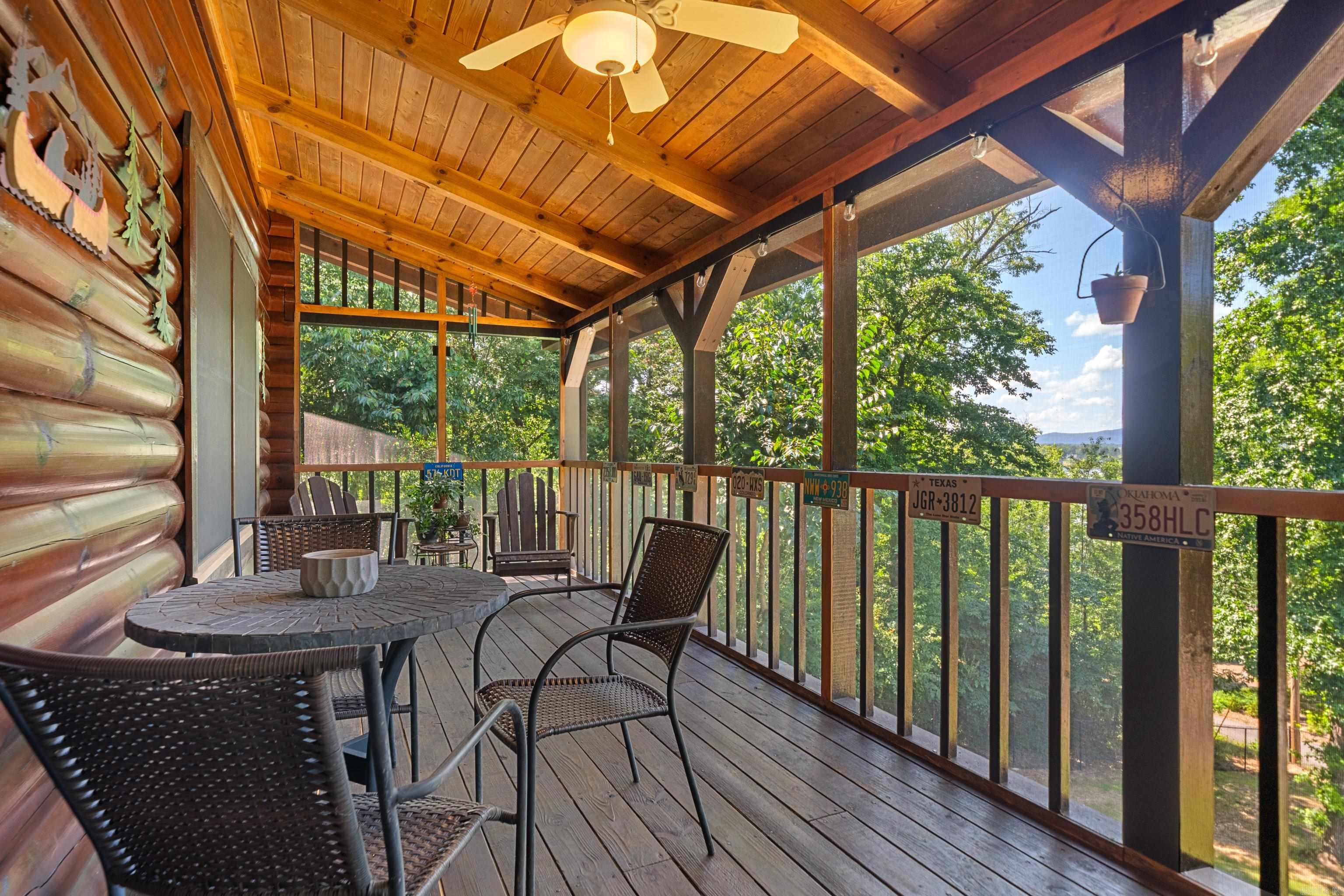 125 Luek Ln  Hot Springs, AR