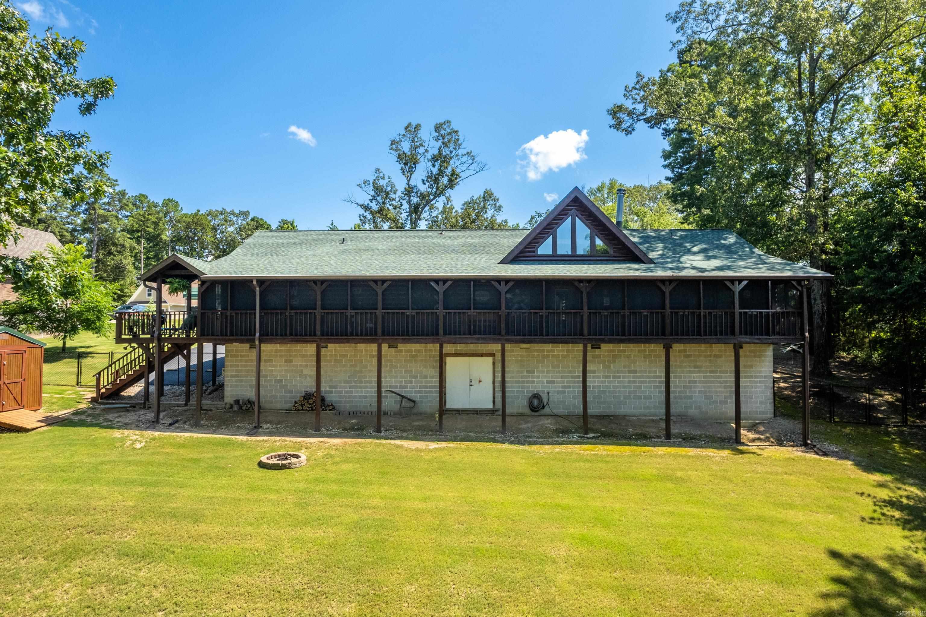 125 Luek Ln  Hot Springs, AR