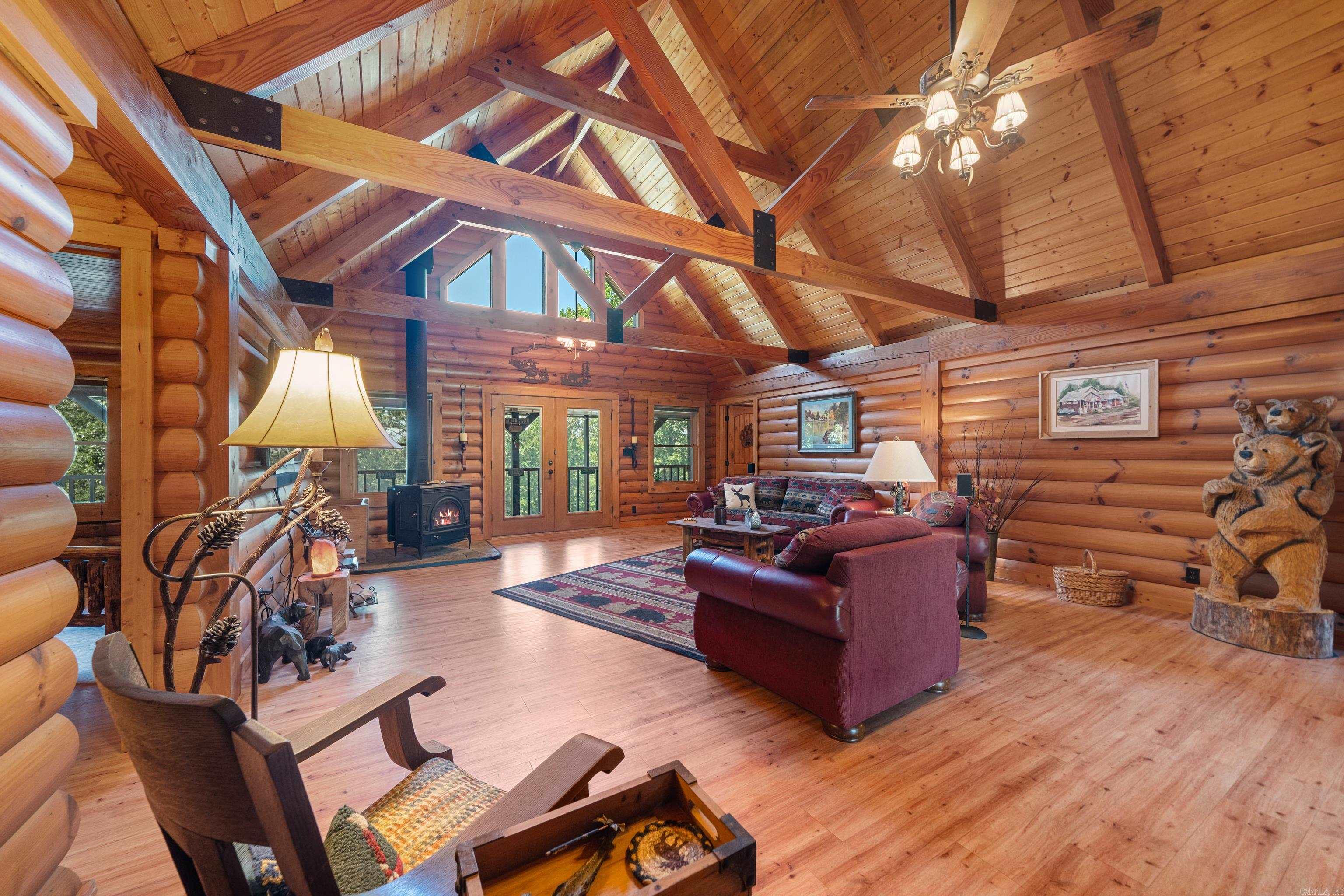 125 Luek Ln  Hot Springs, AR