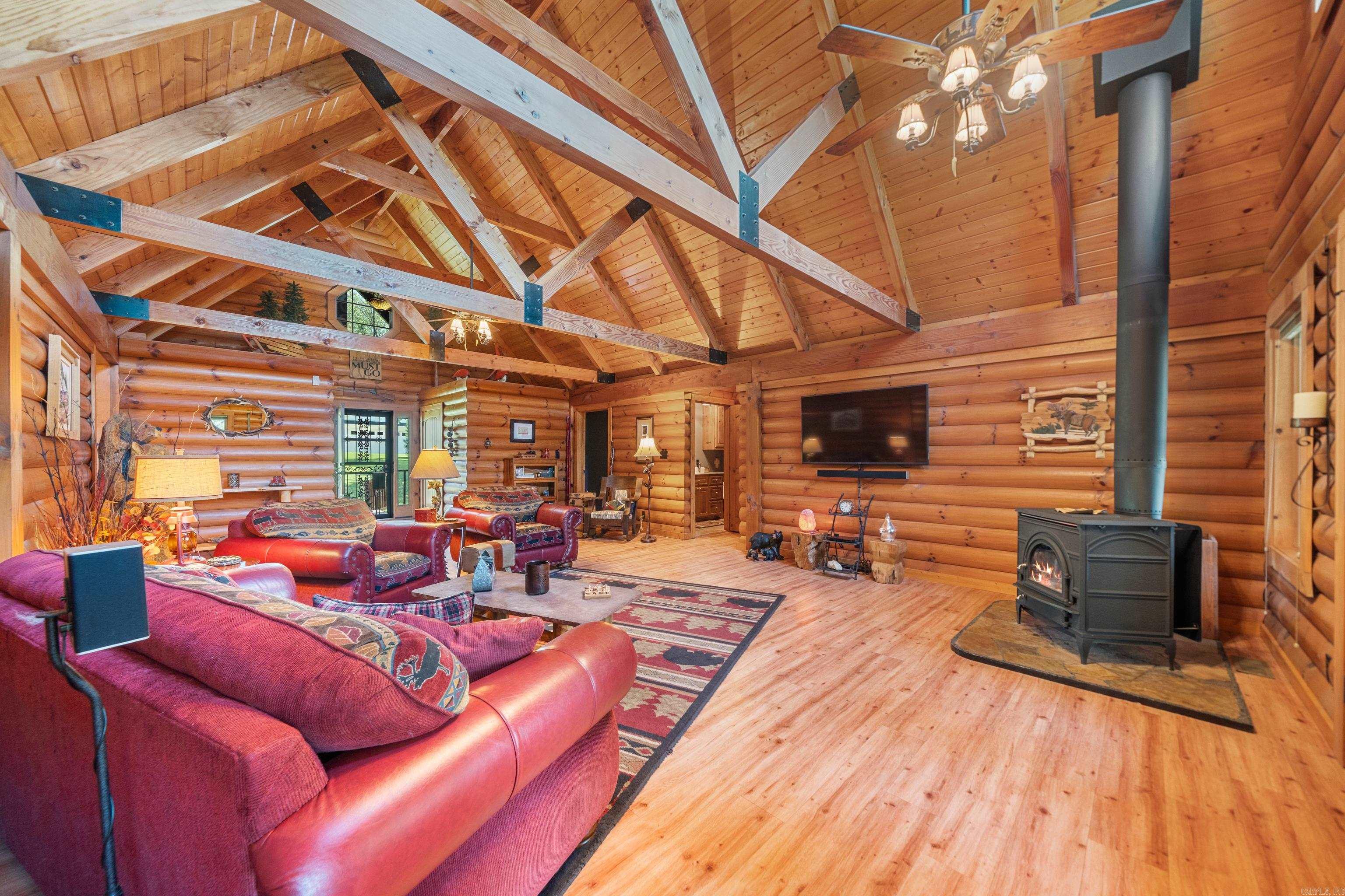 125 Luek Ln  Hot Springs, AR