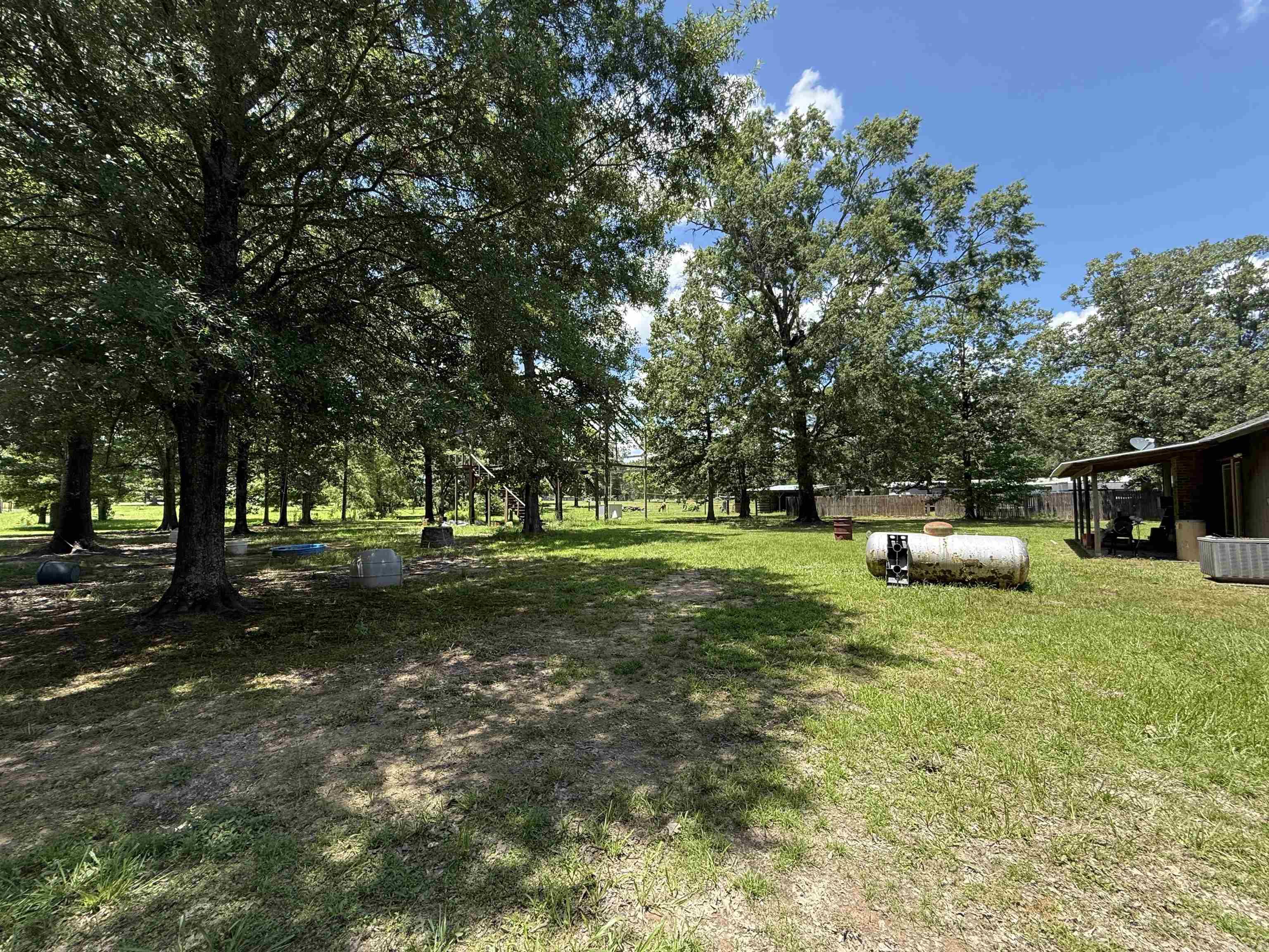 2339 N HWY 167  Hampton, AR
