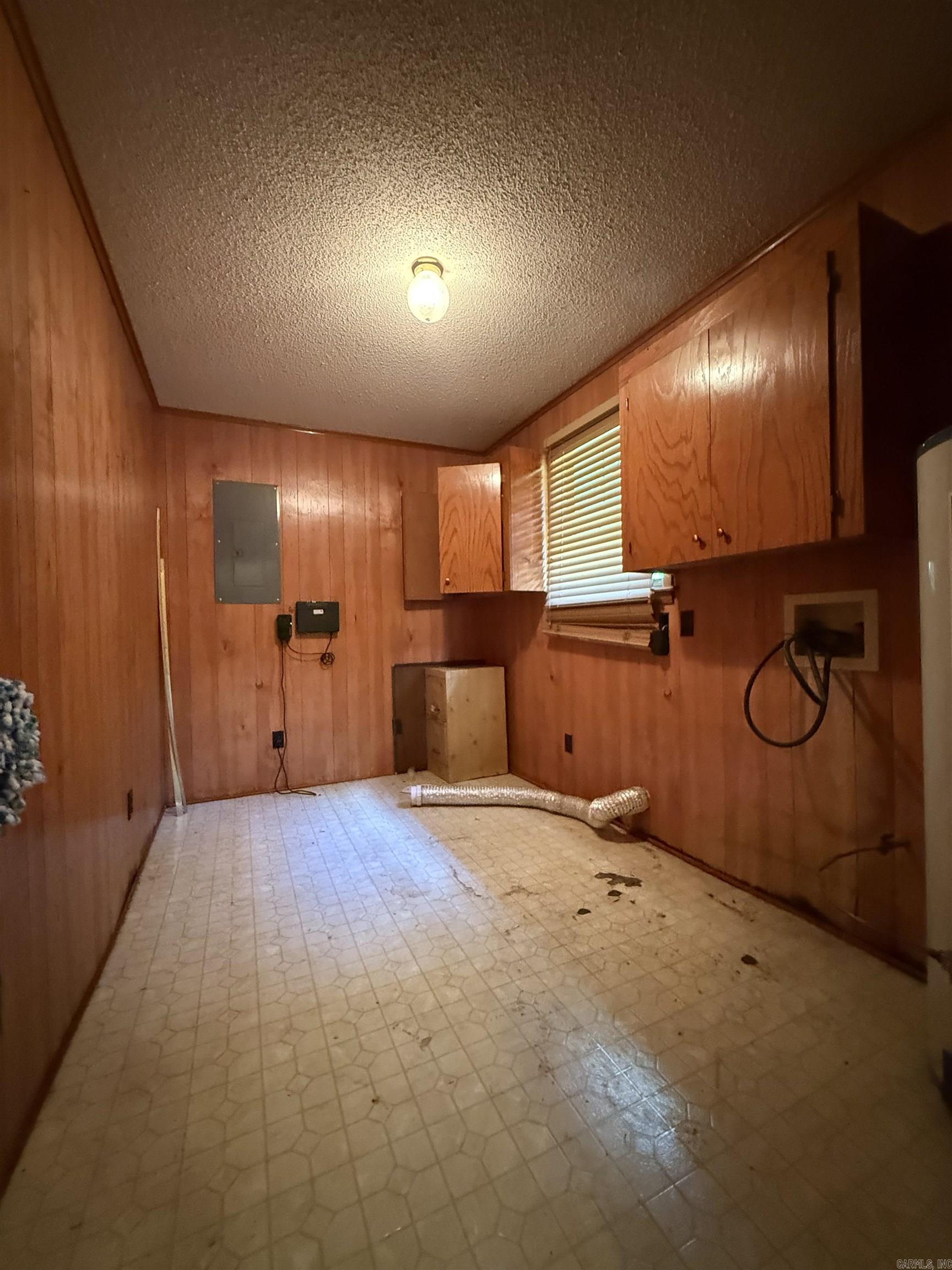 2339 N HWY 167  Hampton, AR
