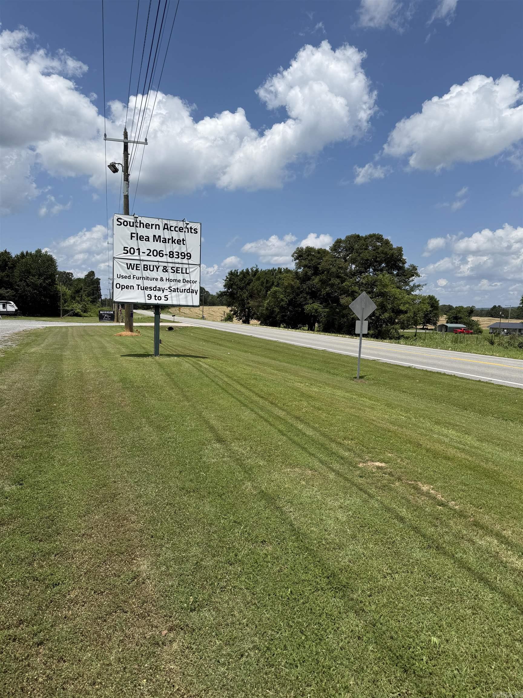 6757 Greers Ferry Rd.  Greers Ferry, AR