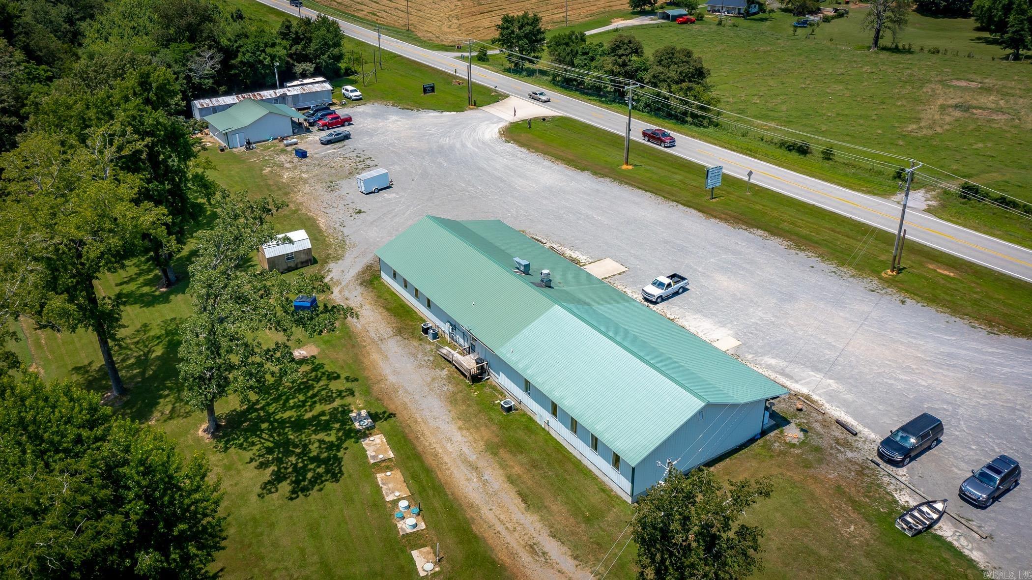 6757 Greers Ferry Rd.  Greers Ferry, AR