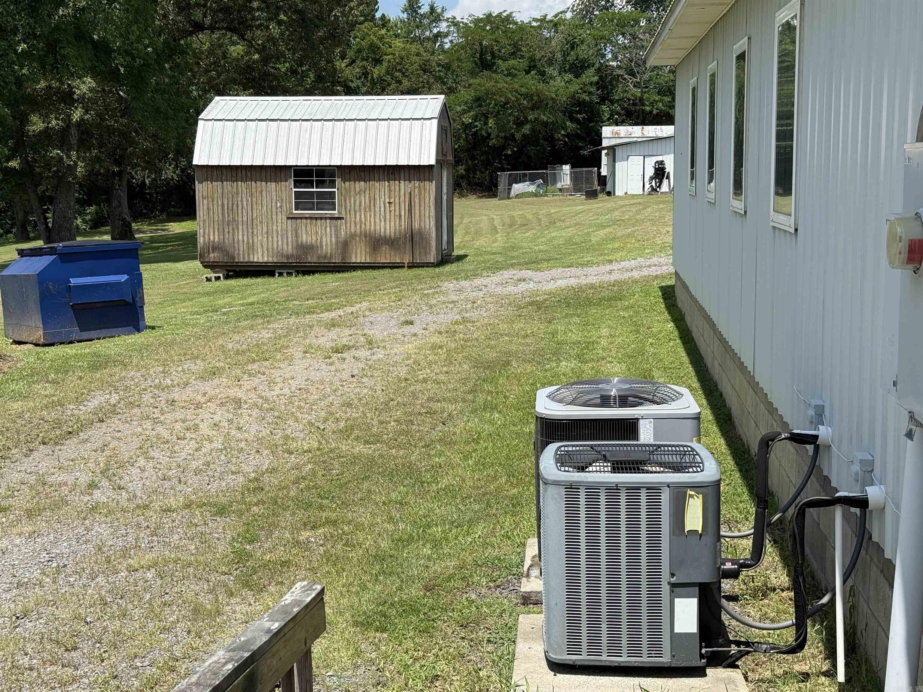 6757 Greers Ferry Rd.  Greers Ferry, AR