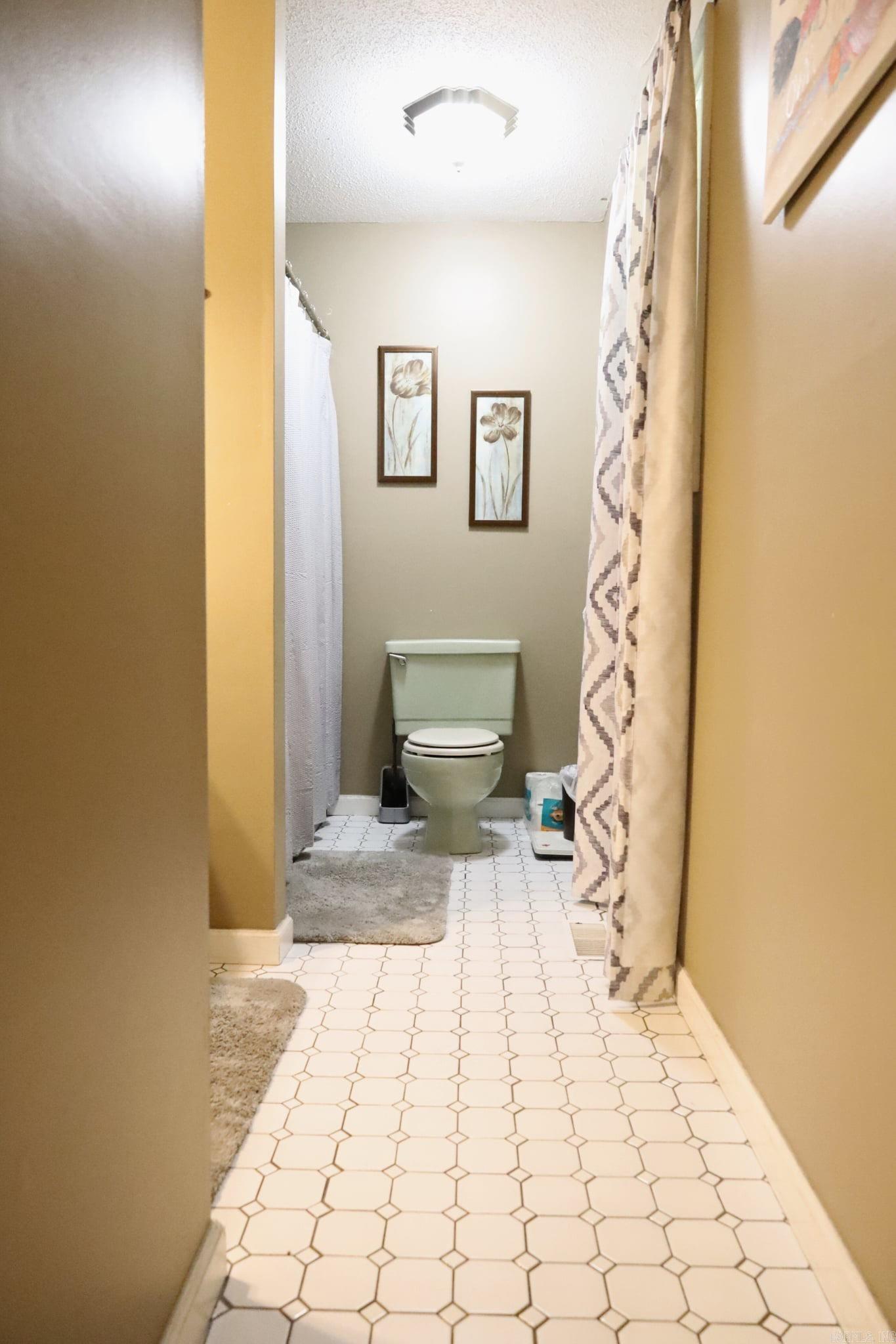 5805 Twin Pine Dr  Paragould, AR