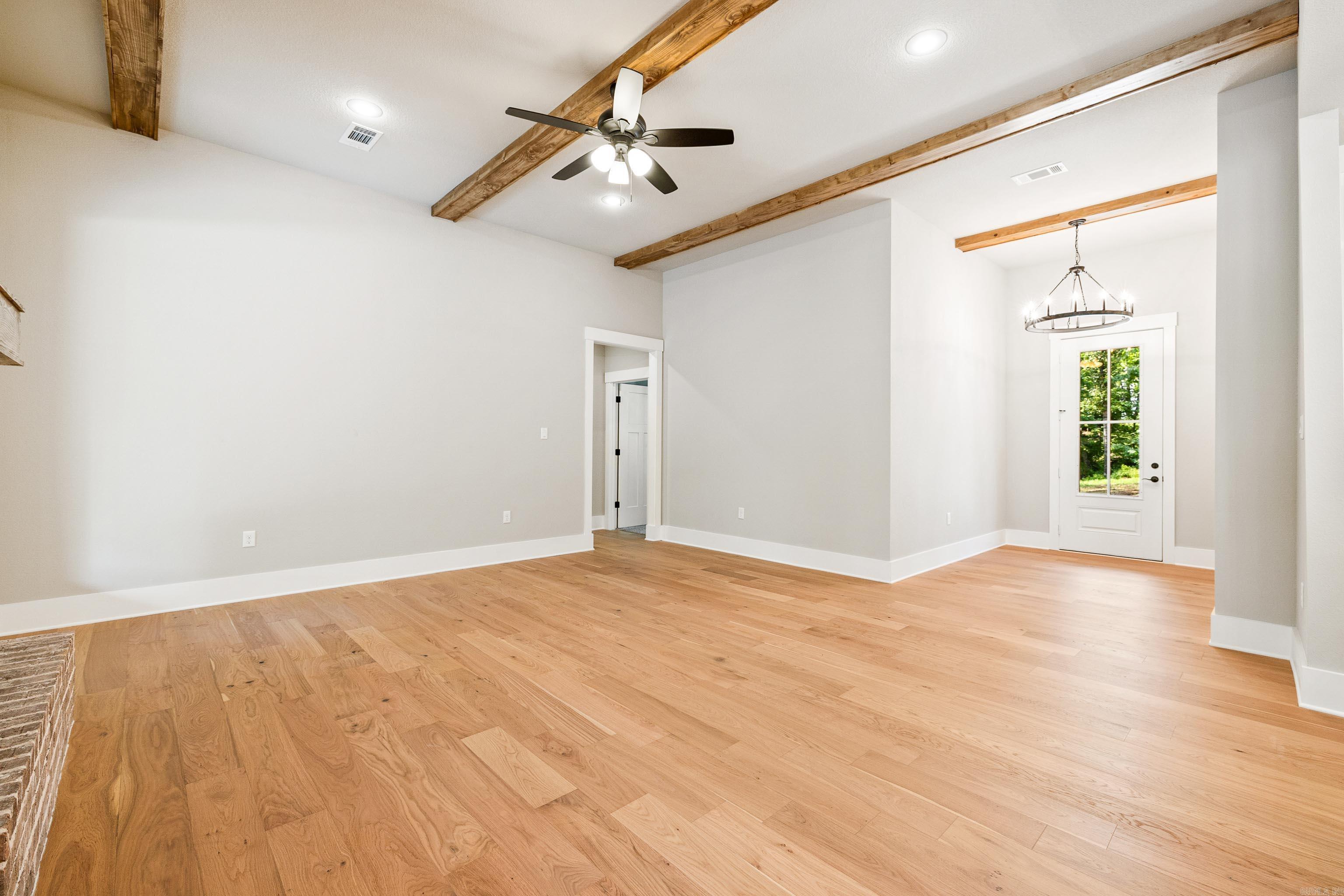 9325 Gunter Loop Benton, AR 72019